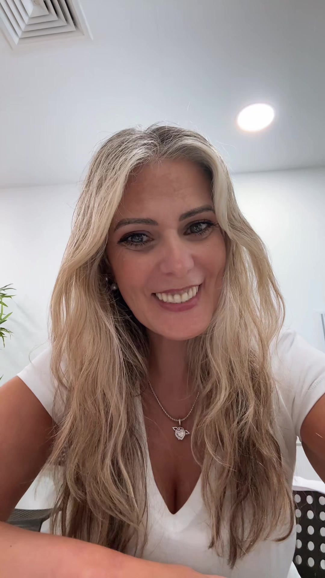 @CrisMelo