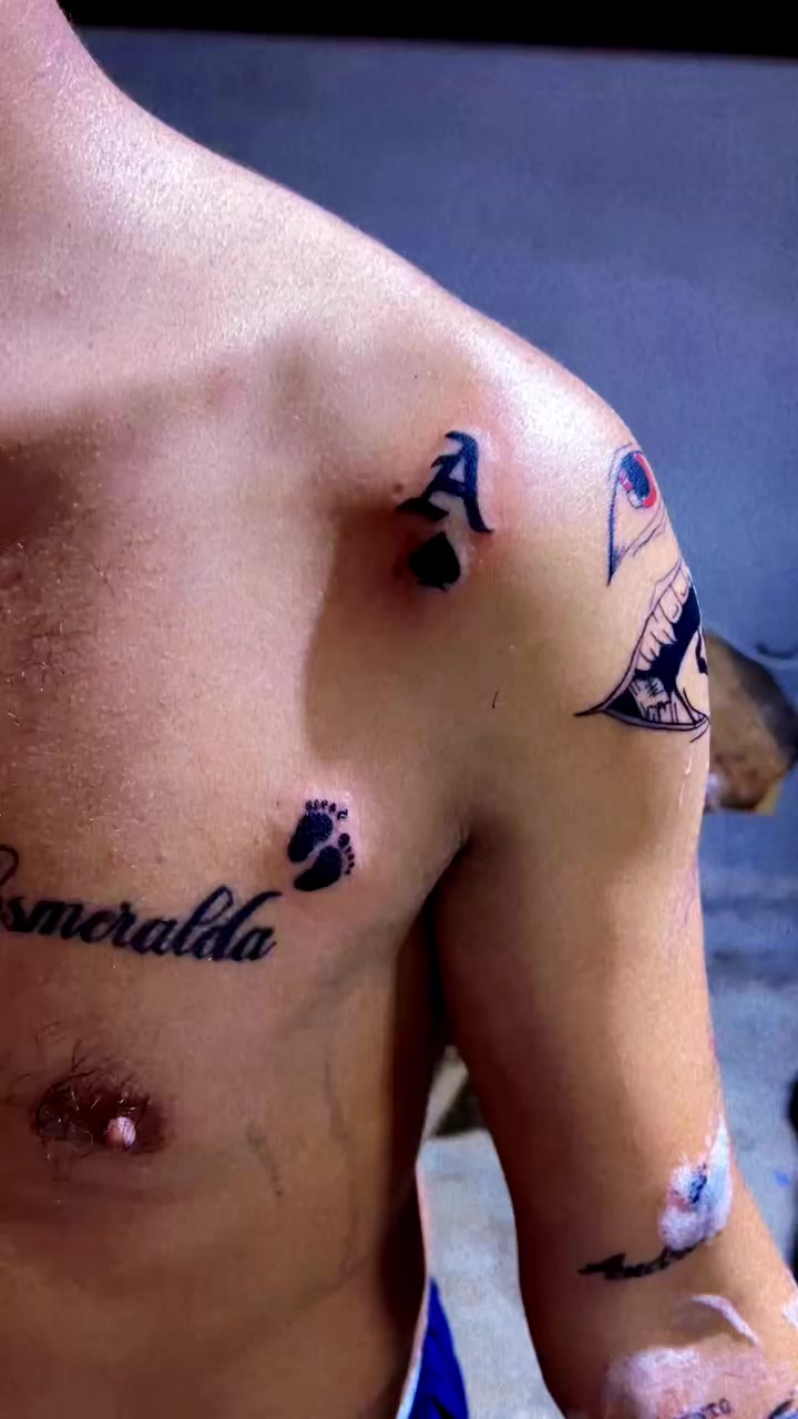 @Yenny Paola 🔥🖋️