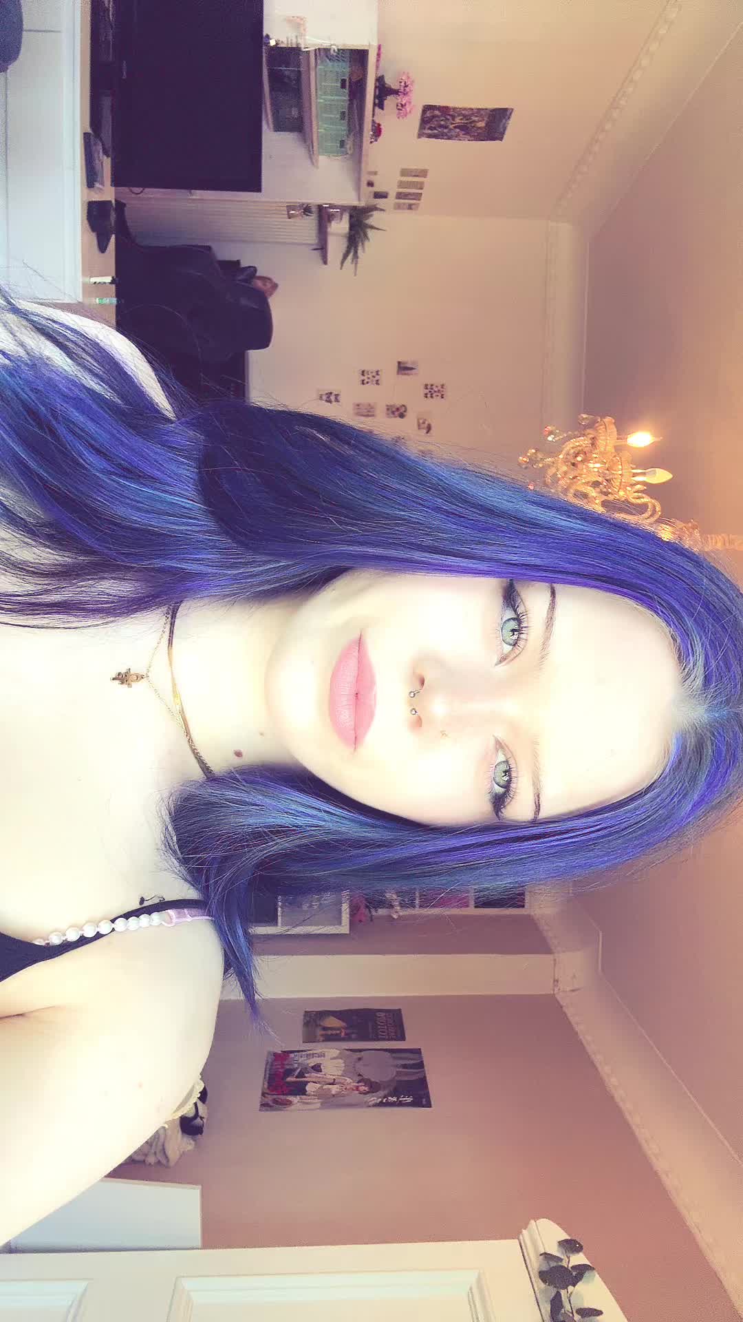 @Vicky シ