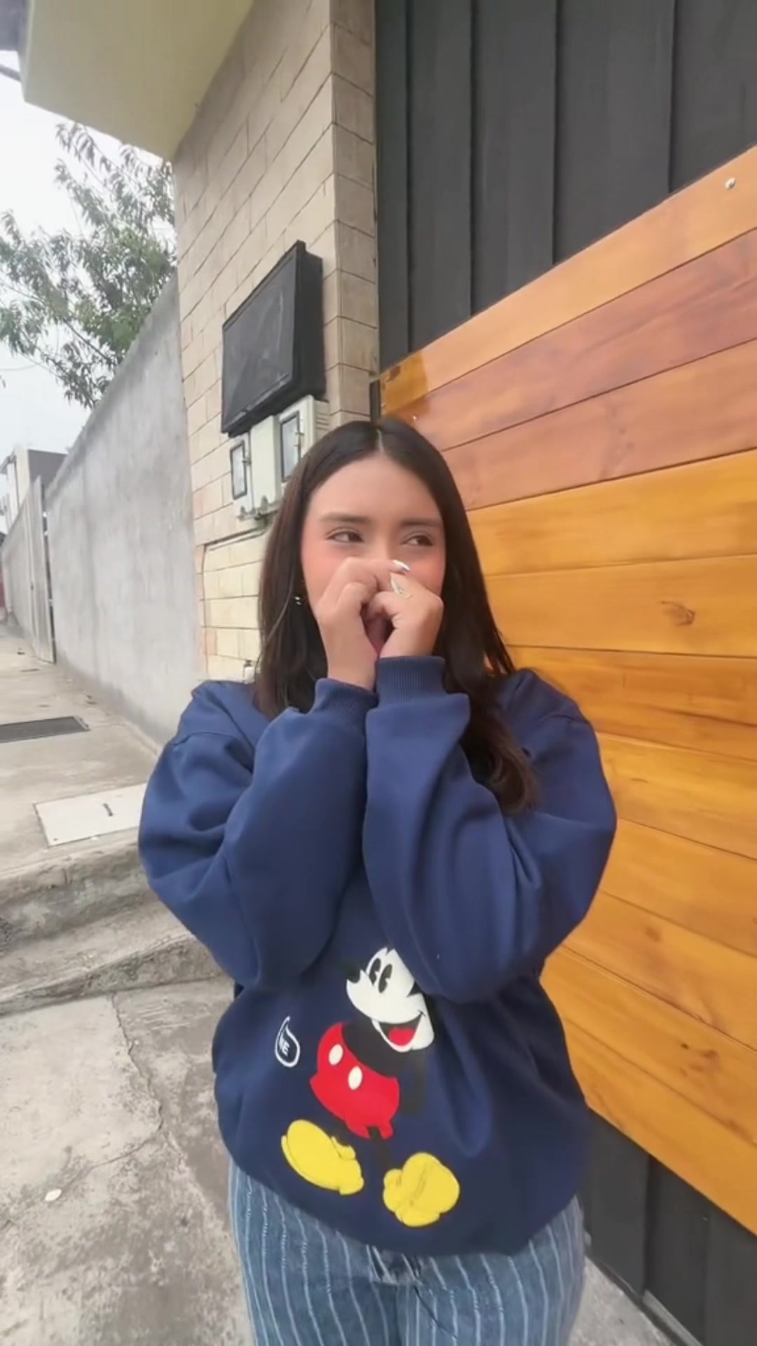@Mikaela Abigail 🌻