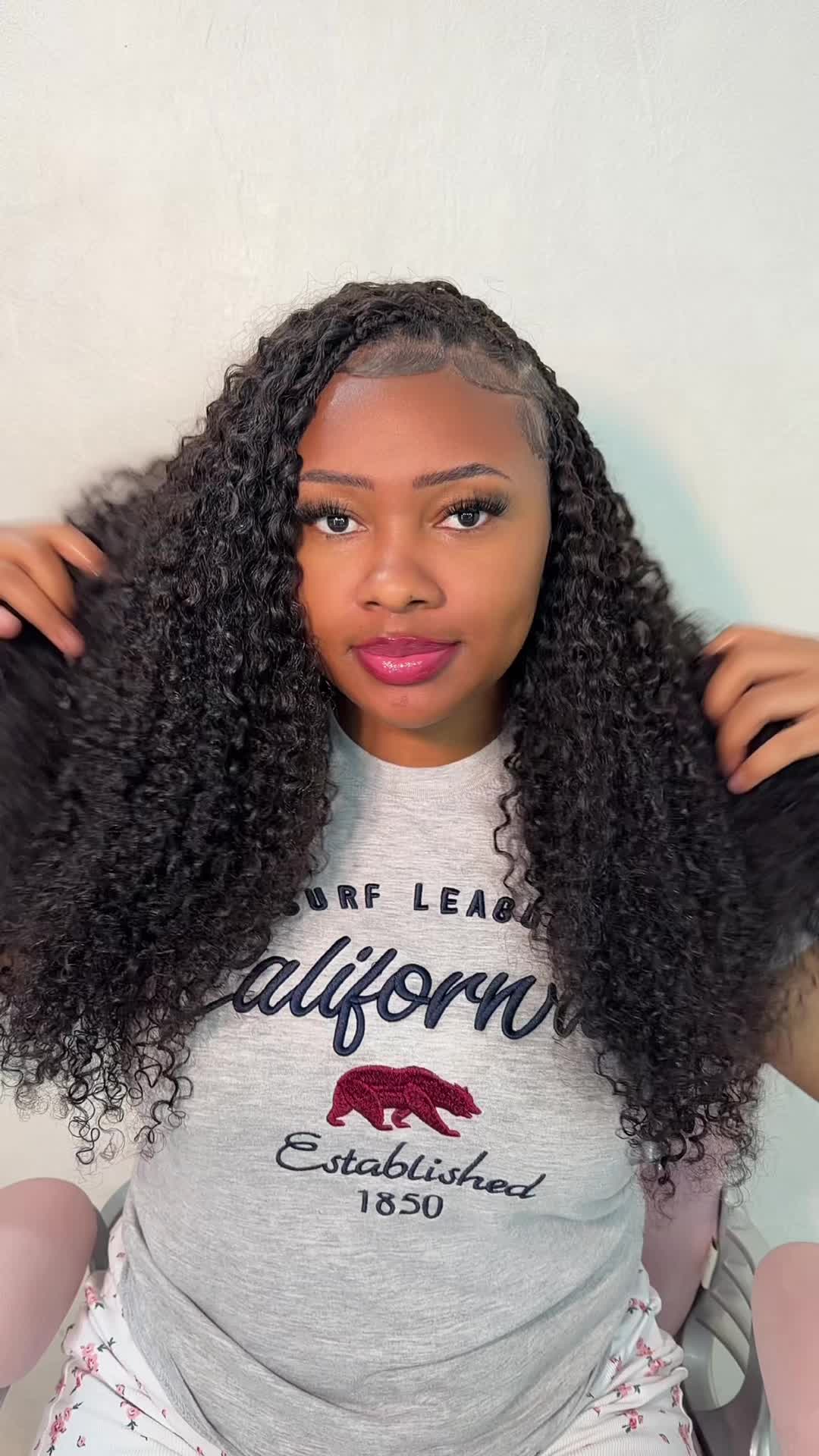 @Sharii | Wig Influencer