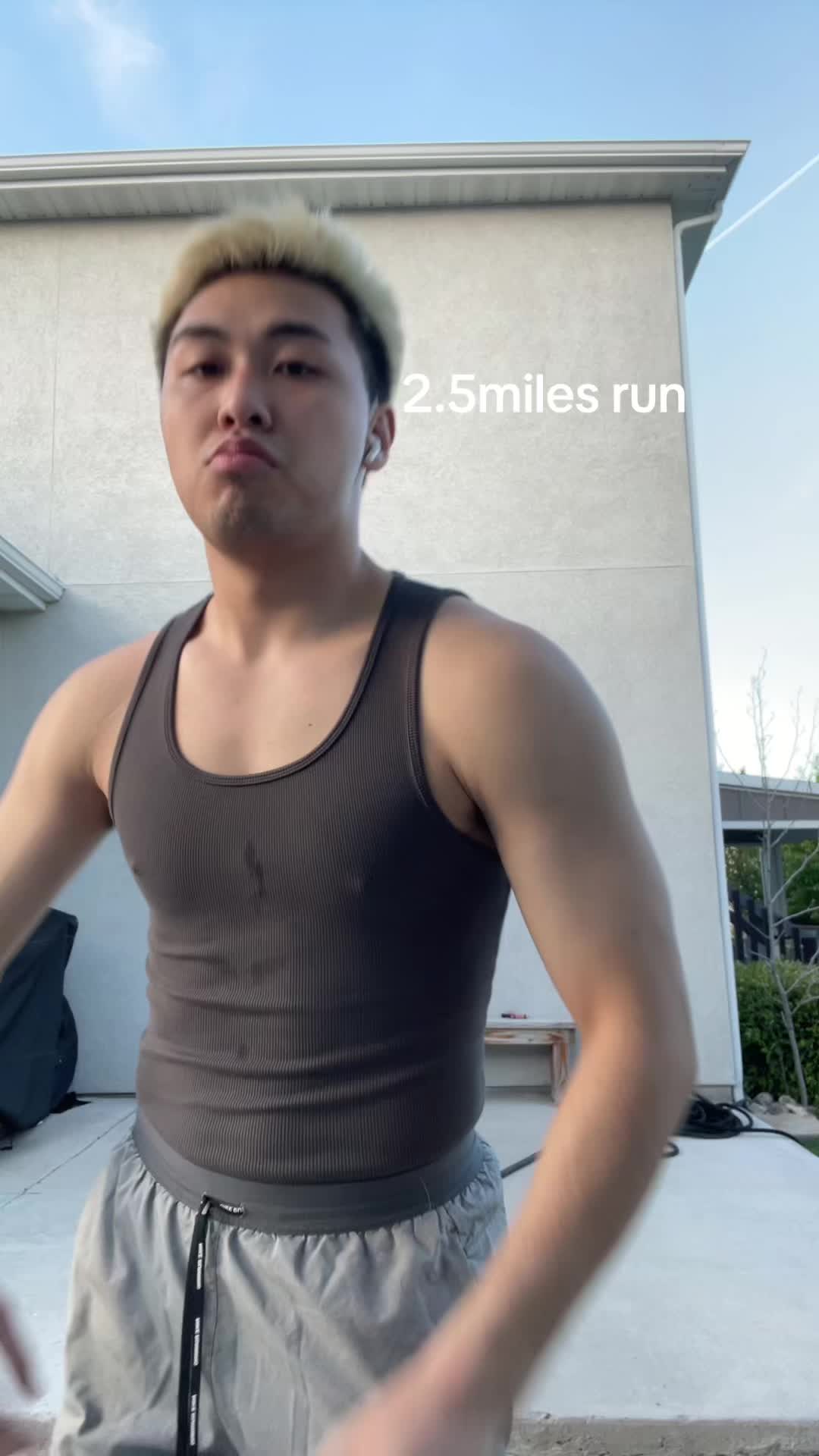 @alexsthach