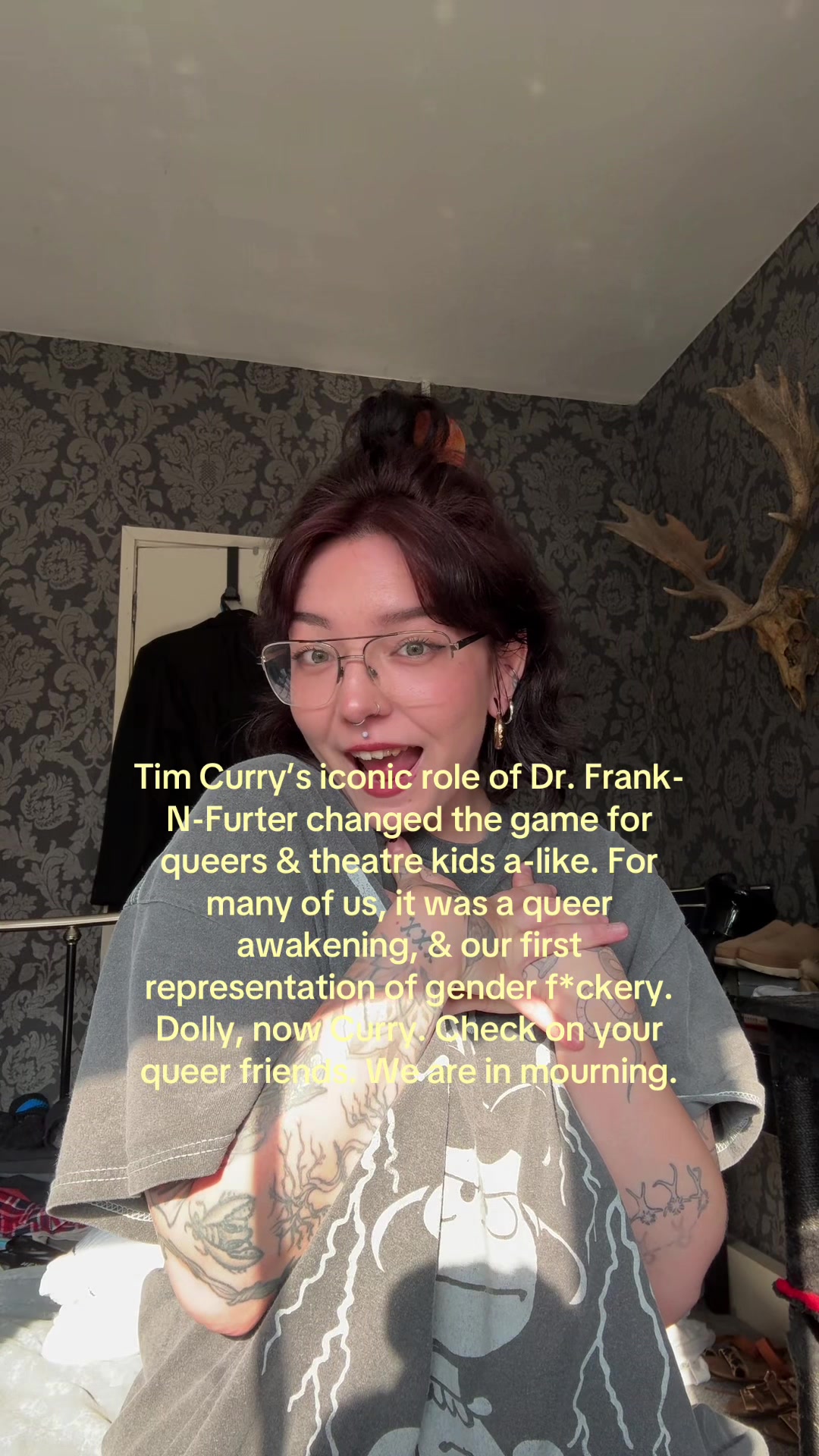 @S3xTheorywithDee