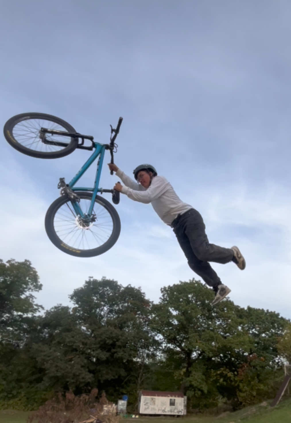 @Johnnyschmidt_mtb