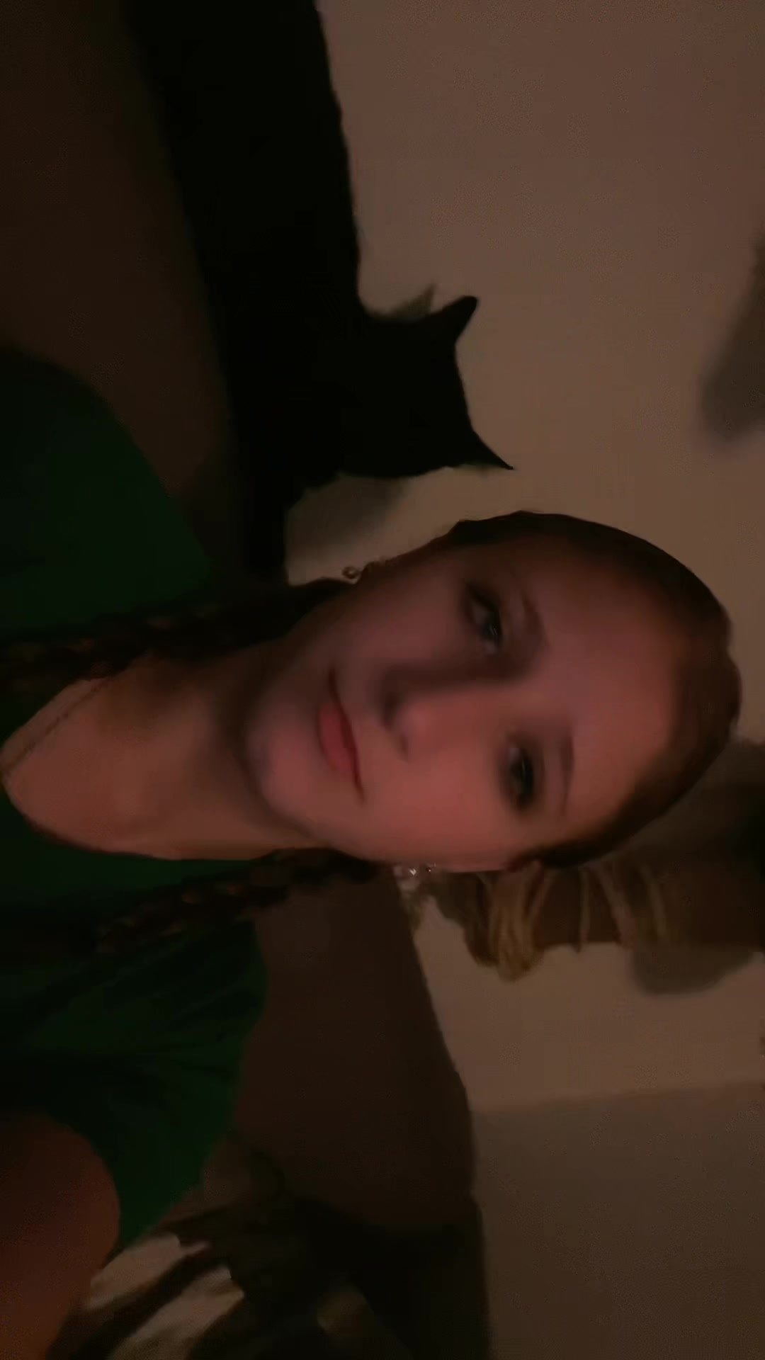 @Lauraโ๐ป๐ต๐ฑ