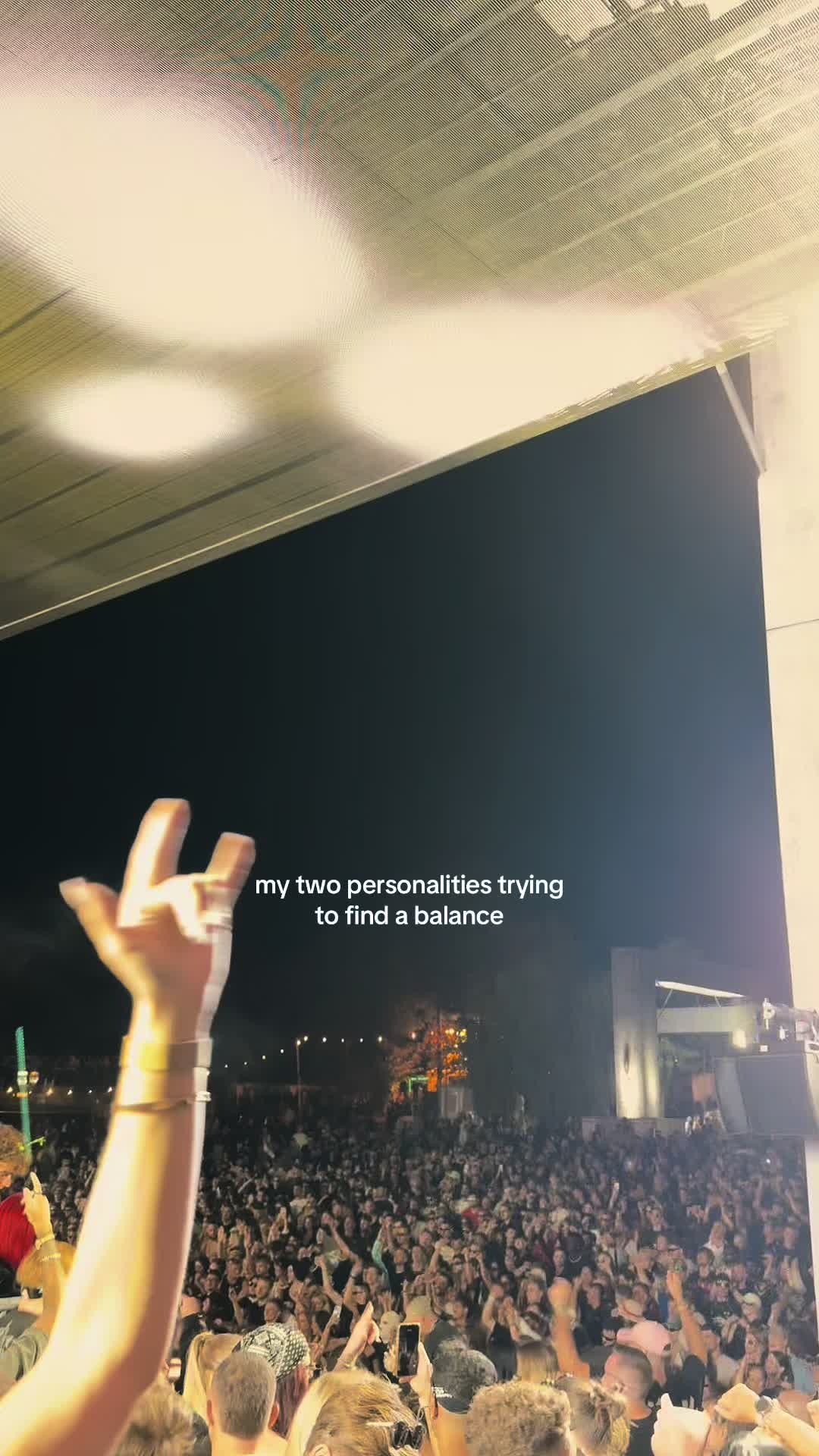 @𑣲sǝuı