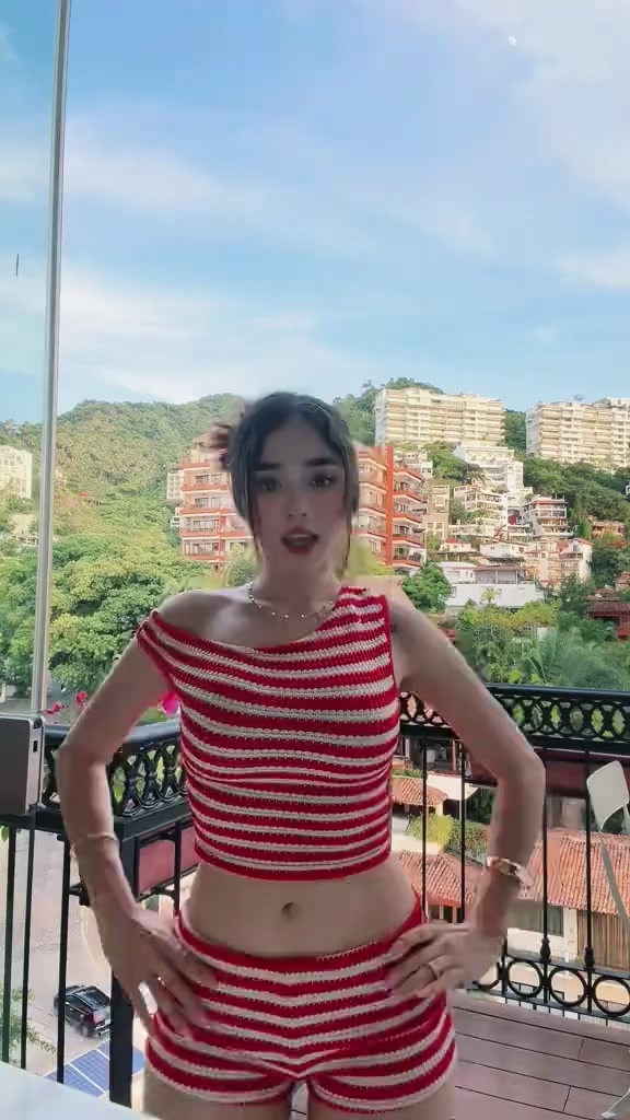 @yajanaaa
