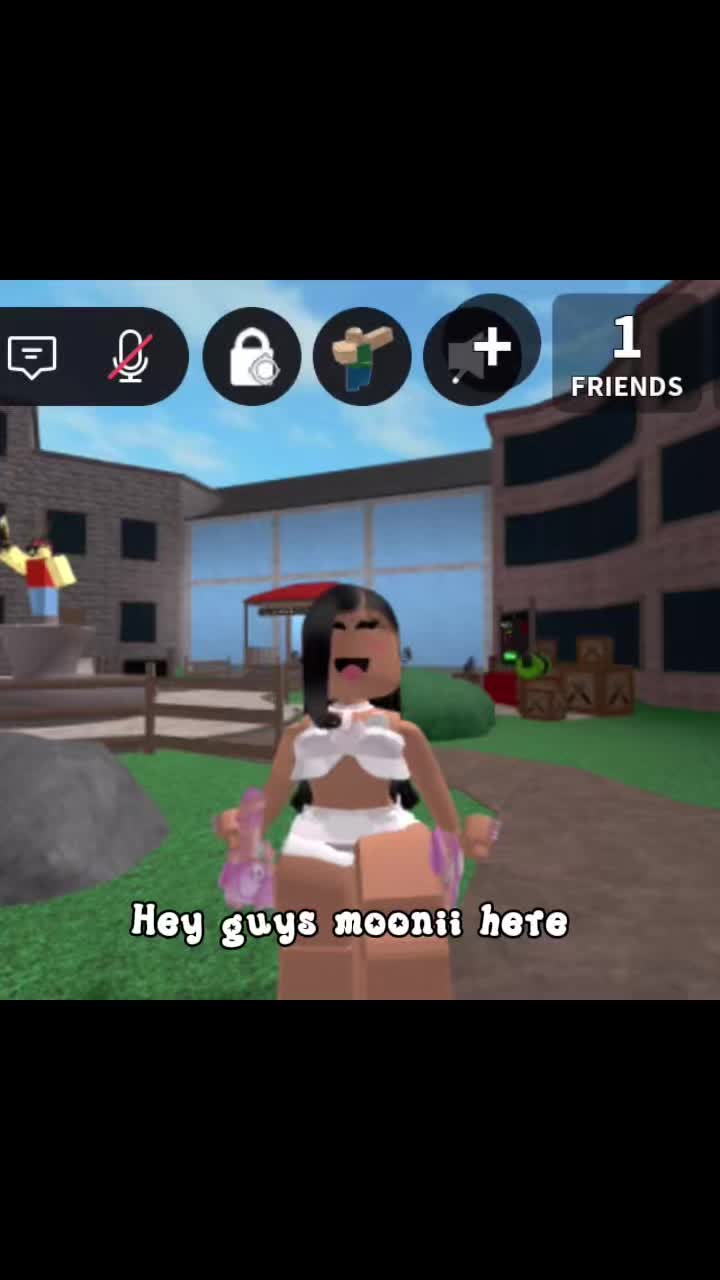 @Moonii