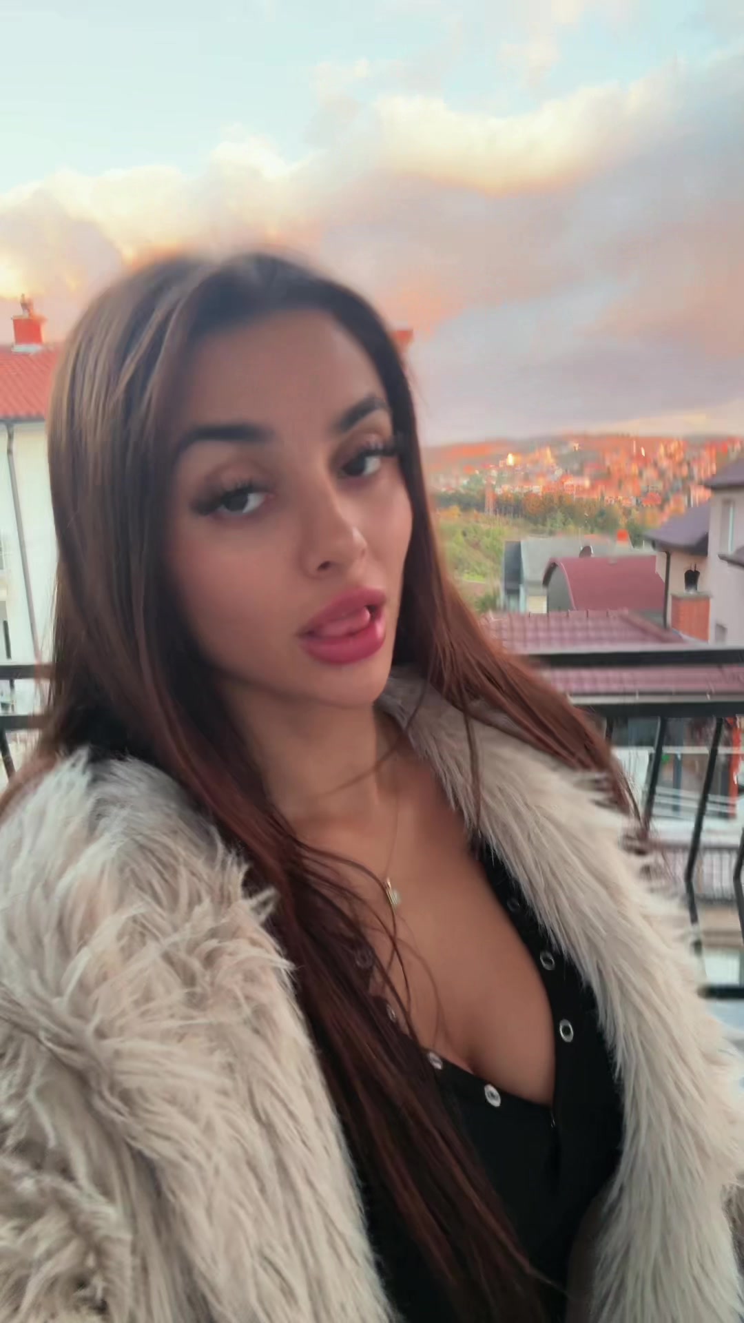 @whoissusuuu