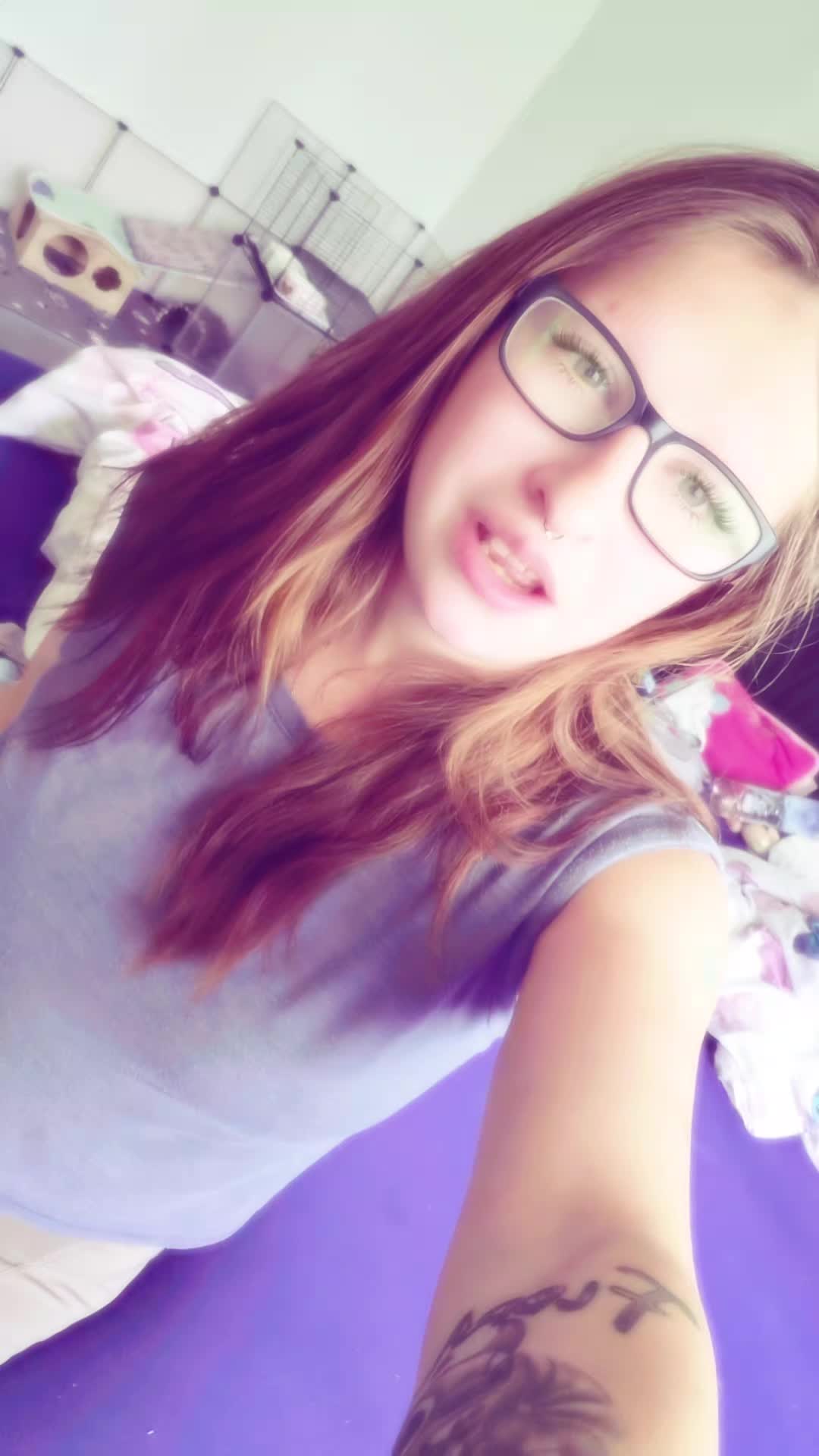 @🐰Krissy🦉💯T&epsilon;&alpha;мK&alpha;м&rho;&fnof;&epsilon;&upsilon;l&epsilon;🦉💕