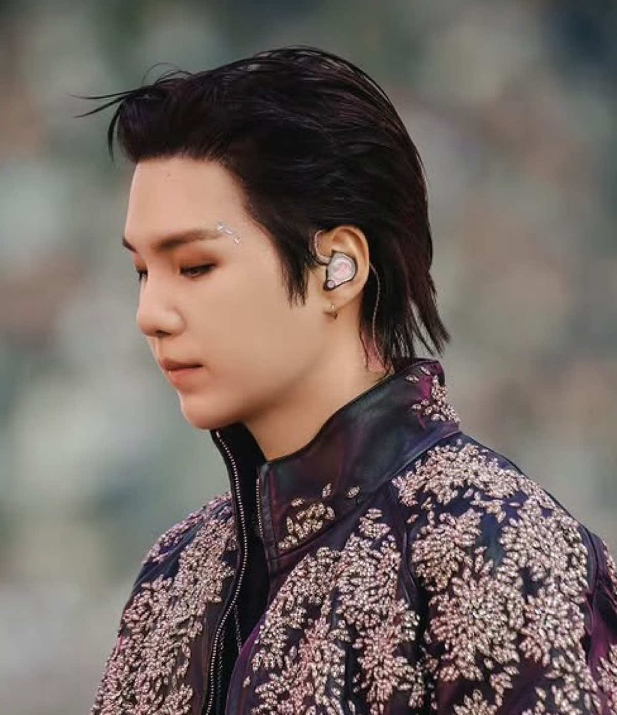 @⁷⟭⟬BTSVT𖧷¹³