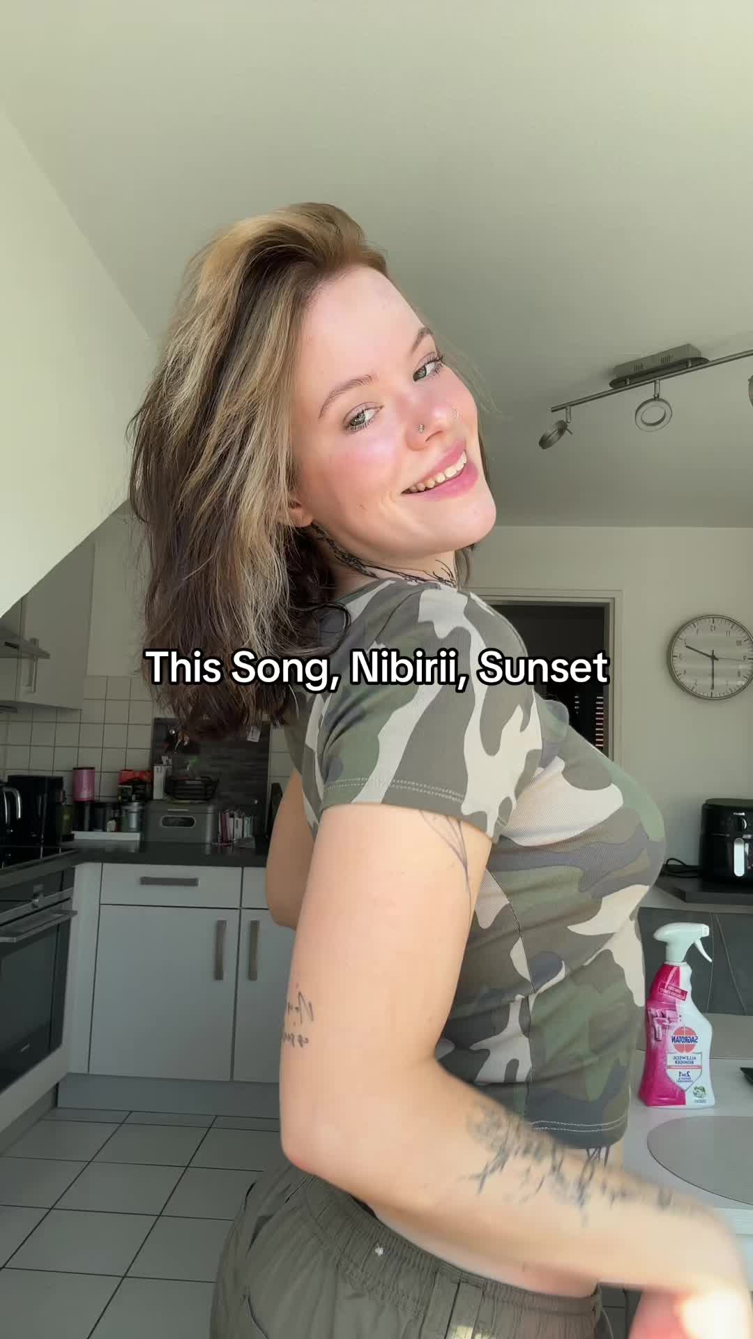 @vividsoly