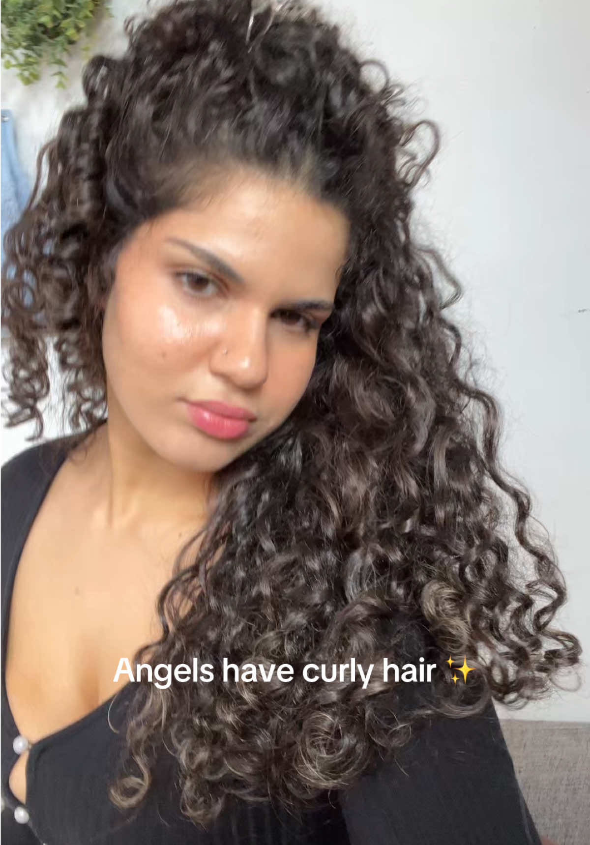 @realtalkwithamira