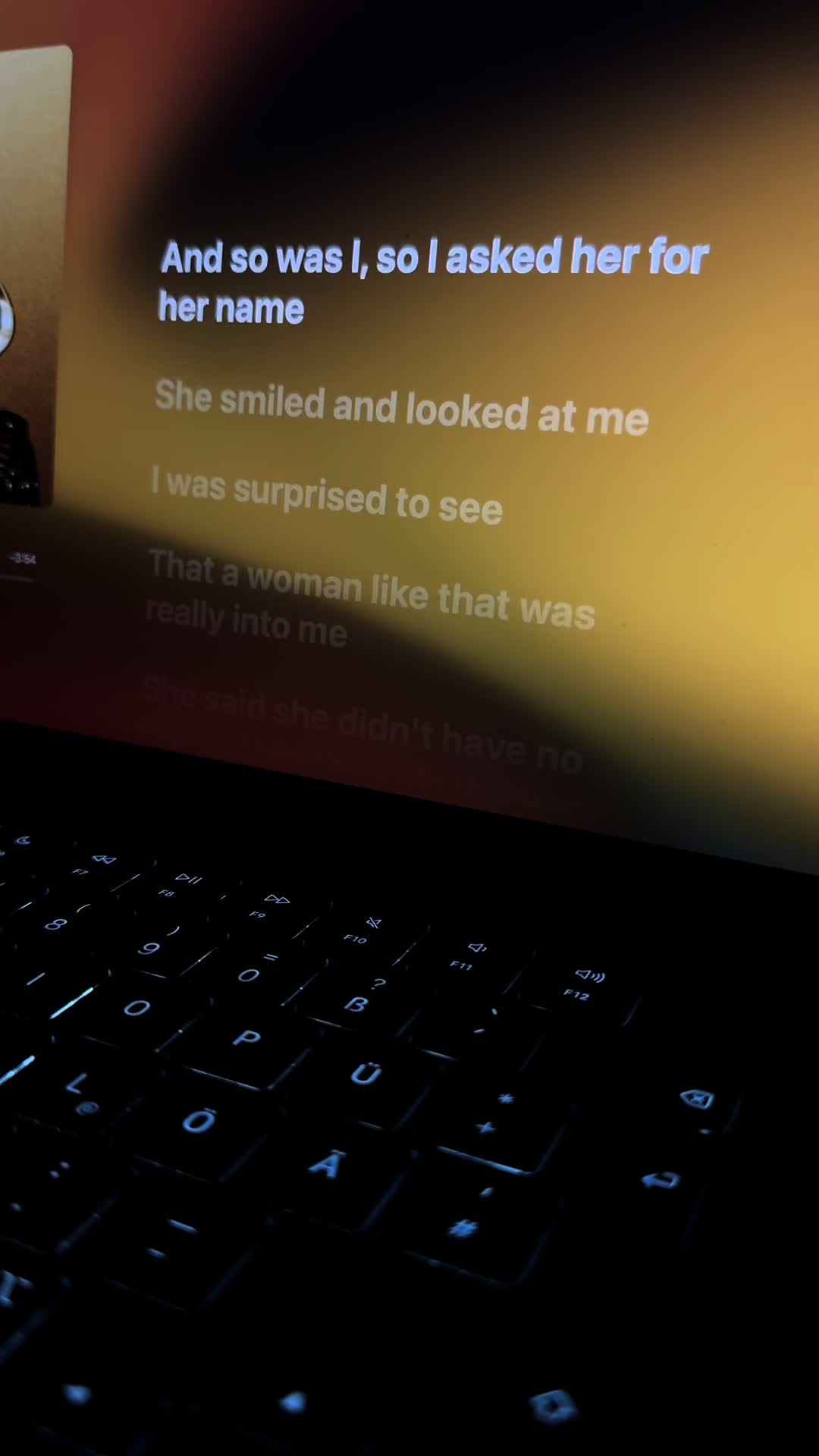 @𝐌𝐮𝐬𝐢𝐜𝐥𝐲𝐫𝐢𝐜𝐬