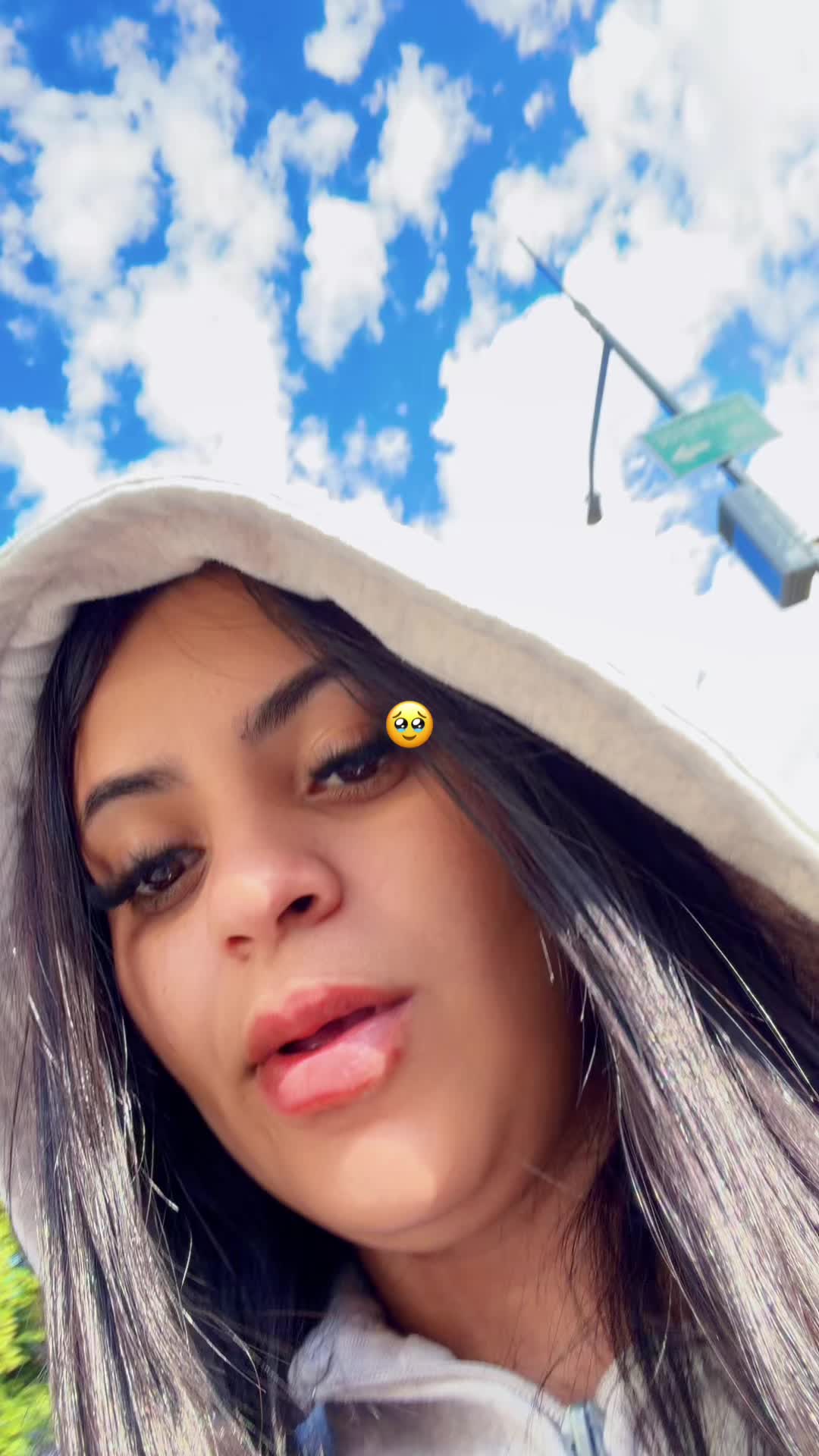 @🐛🦋❤️&zwj;🩹🤞🏼👑💋💄
