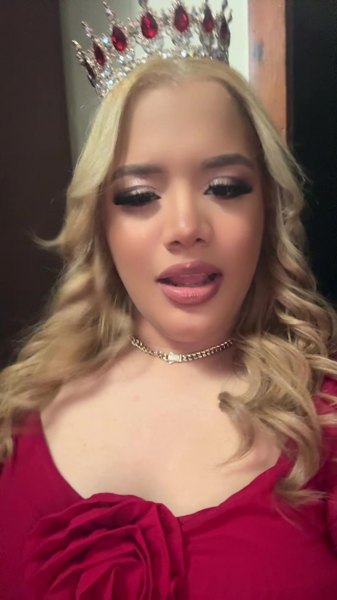 @itsyaleiry