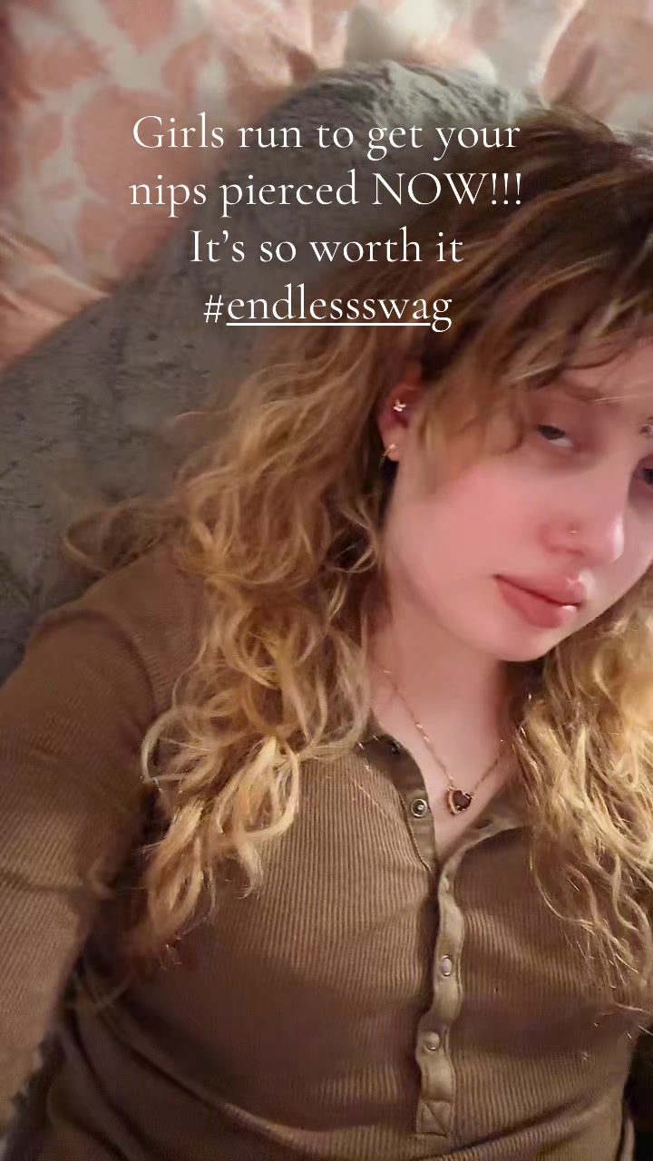 @glitter princess 🦢