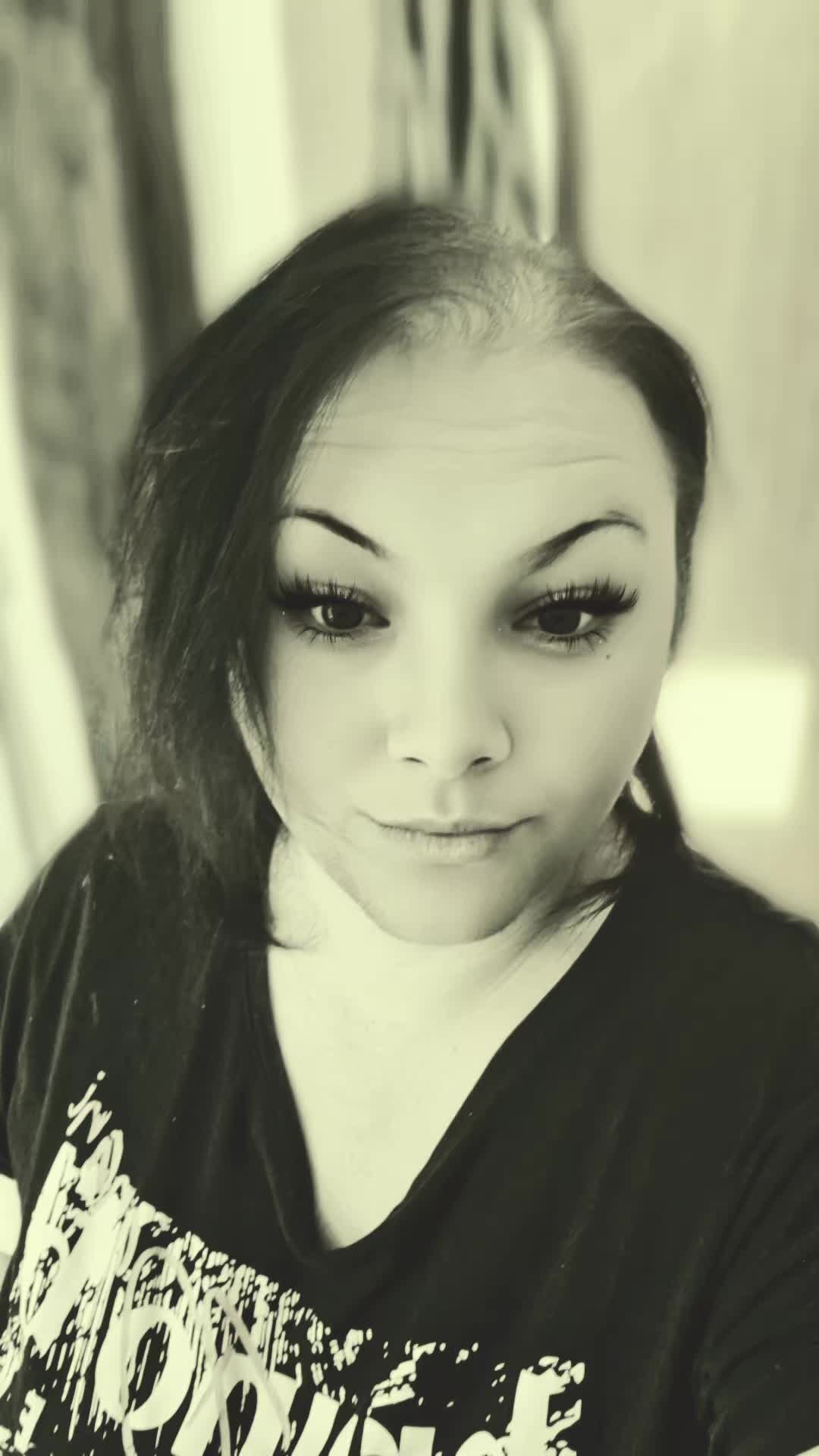@Mietze Vampire😈