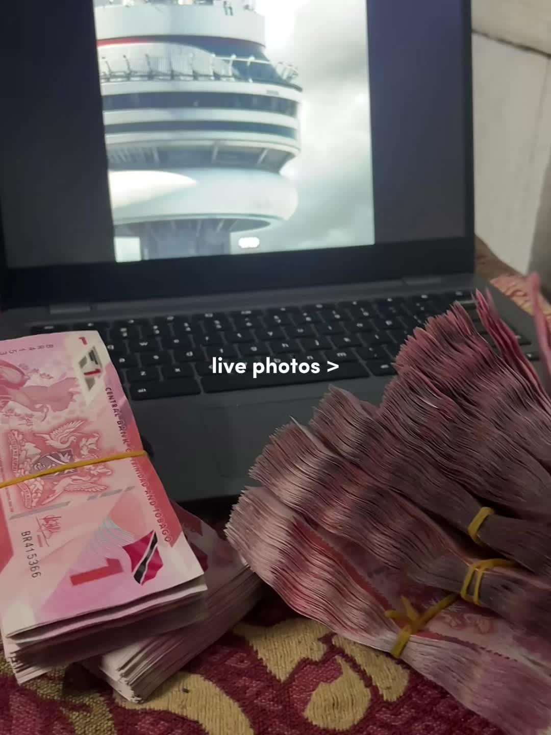 @𓅓