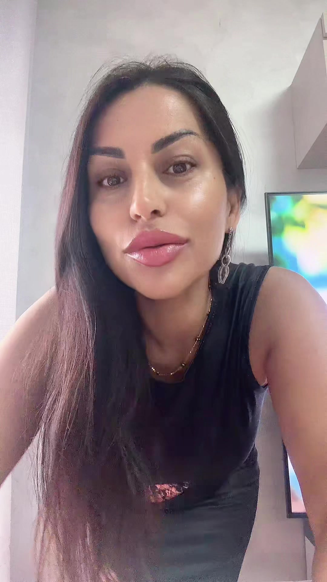 @Desyreal10