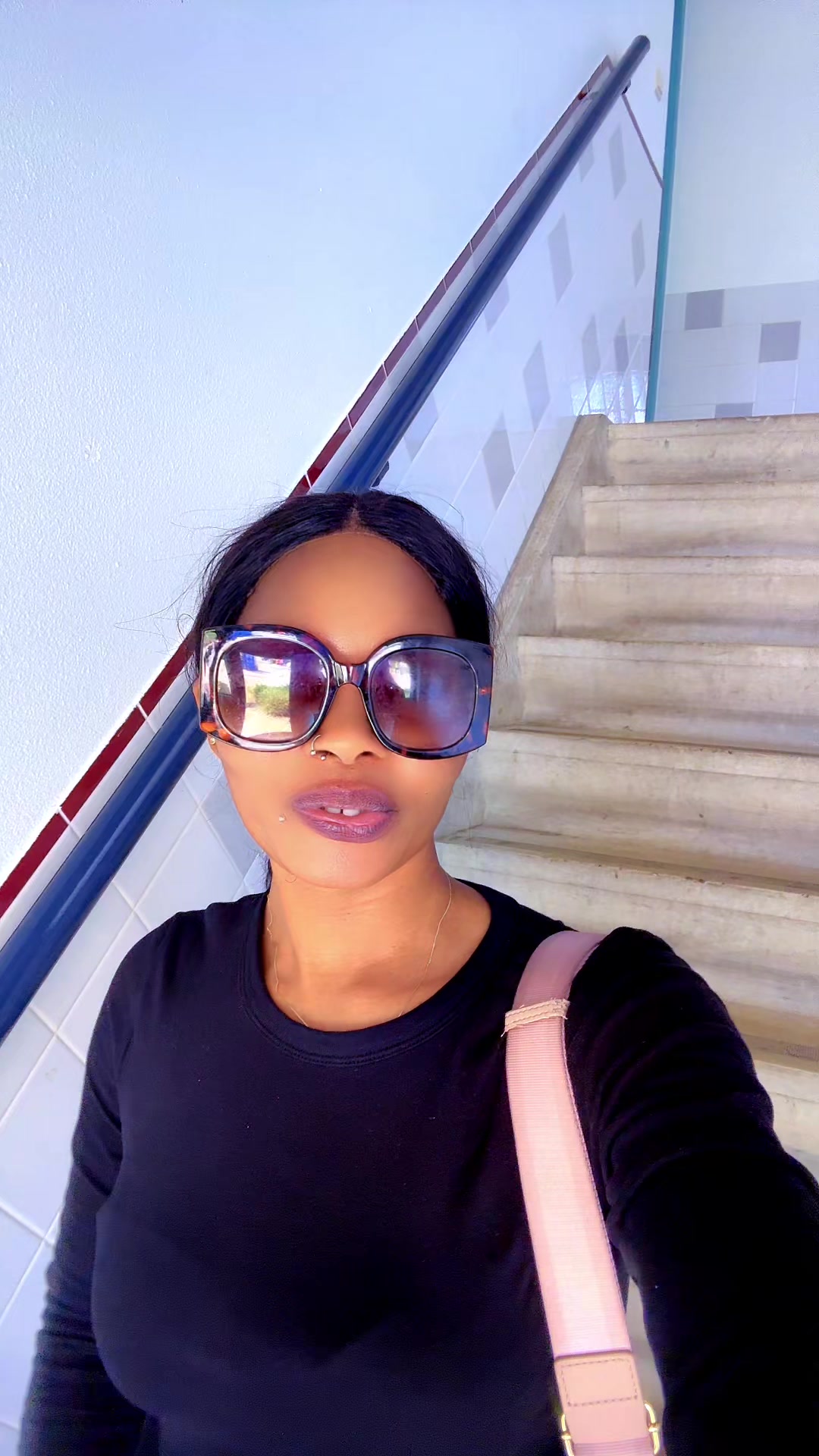@Queenjulajallow1993@🇬🇲🇳🇱