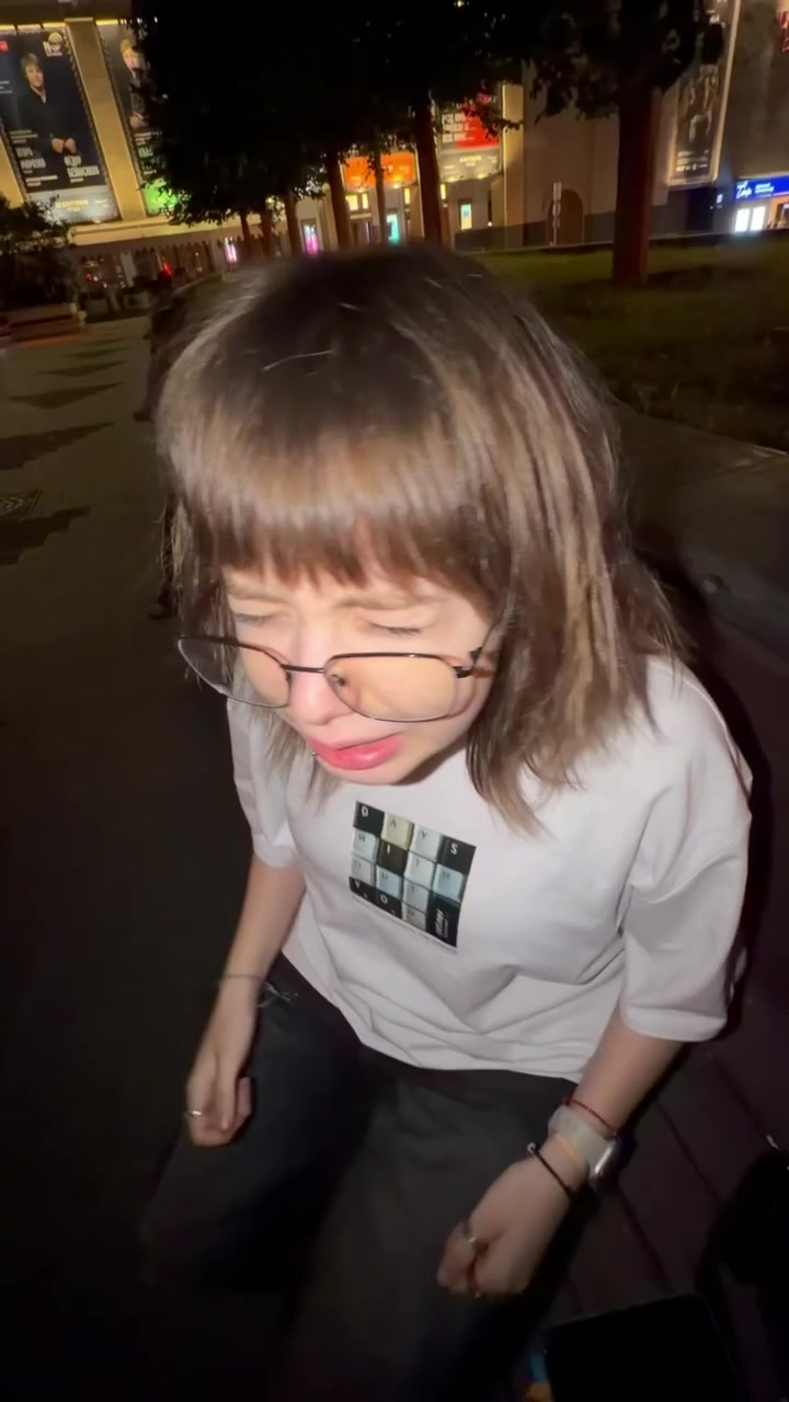 @skaniz_@