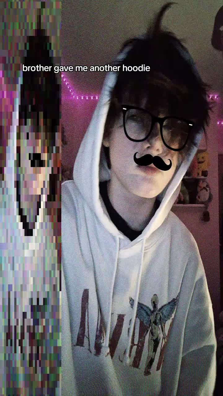 @♬~Asher~♬ (READ BIO)