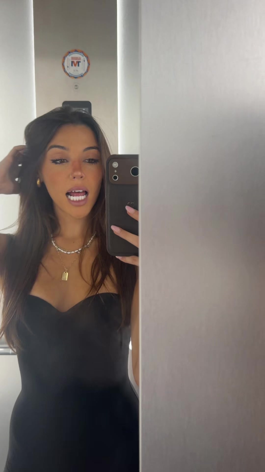 @Clarissarotelli