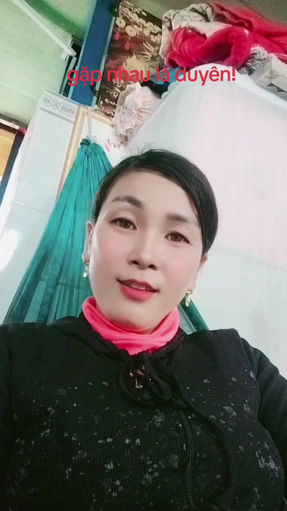 @&Uacute;t Thật hậu Giang