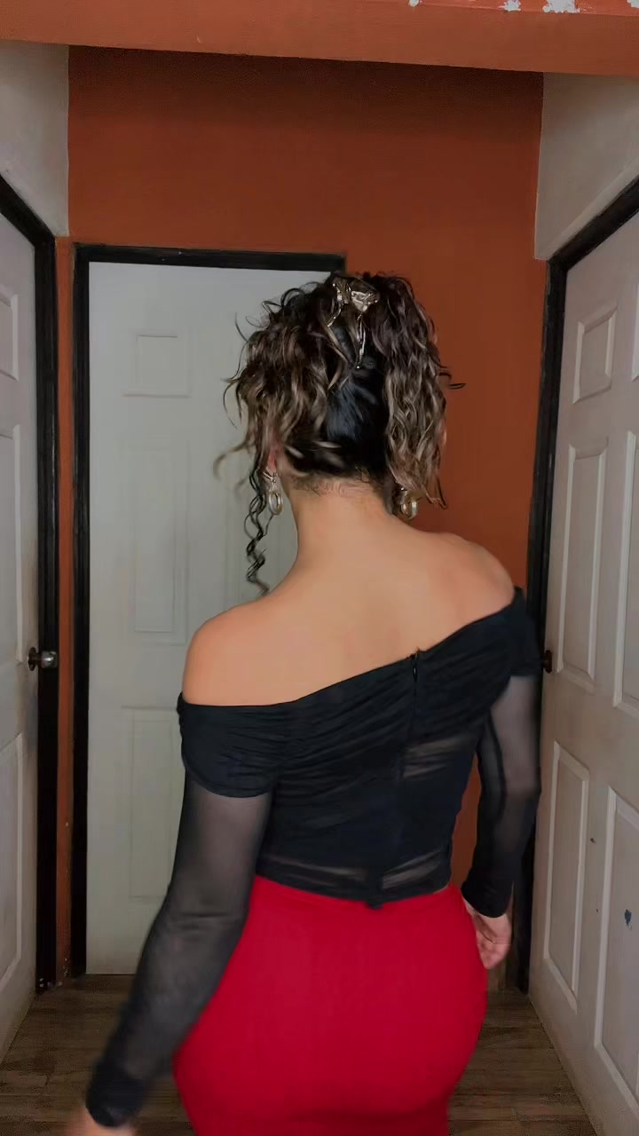 @Alejandra Ramirez☀️