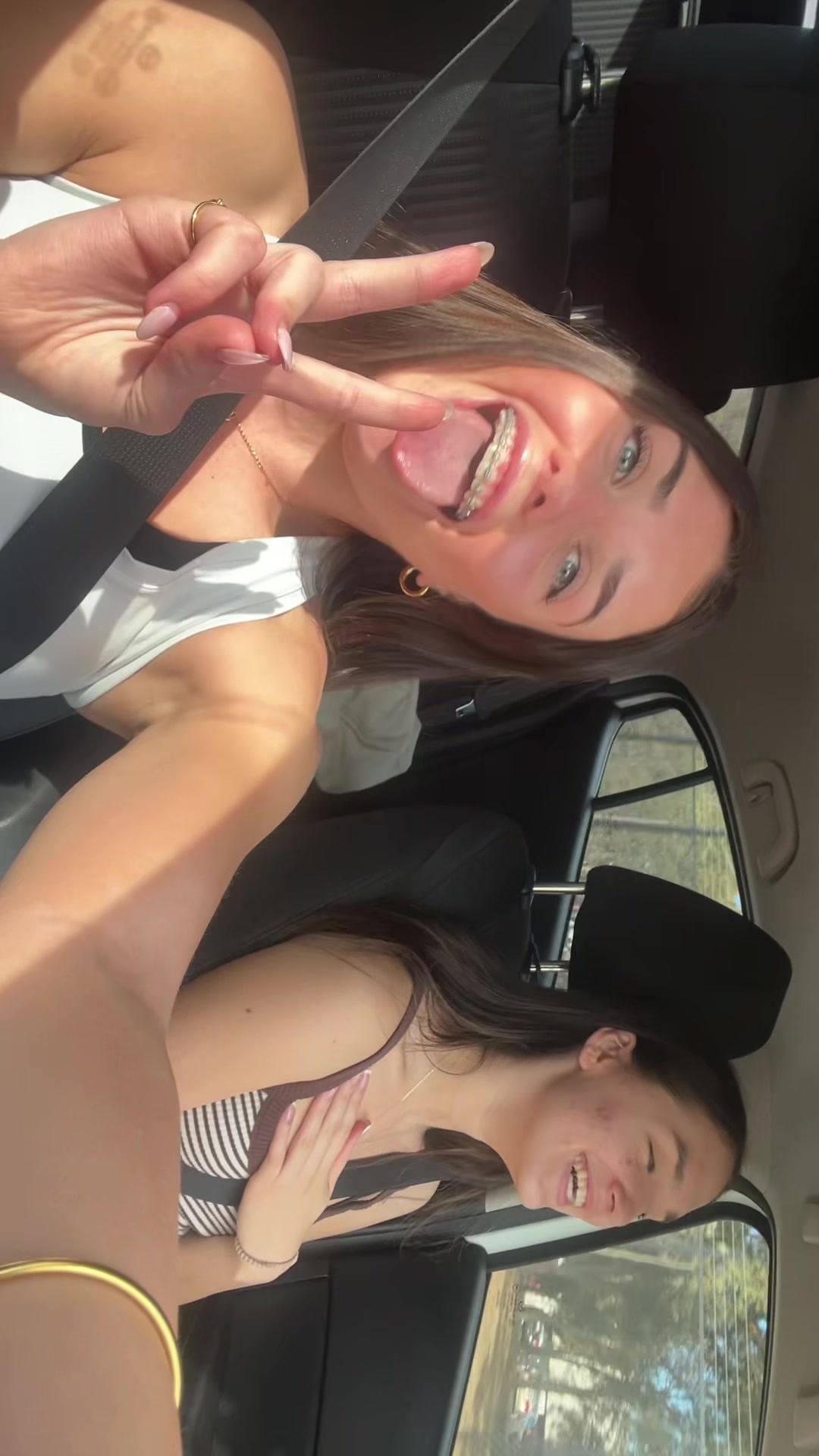 @ellorazorzo