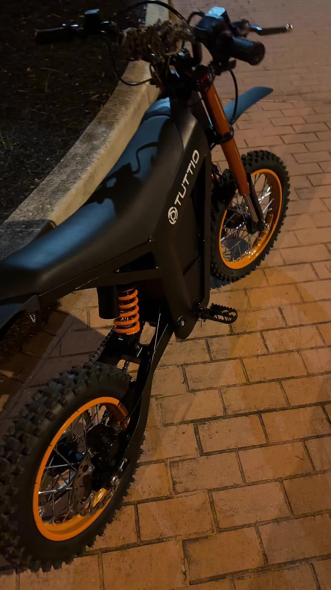 @anythin_wit_motors