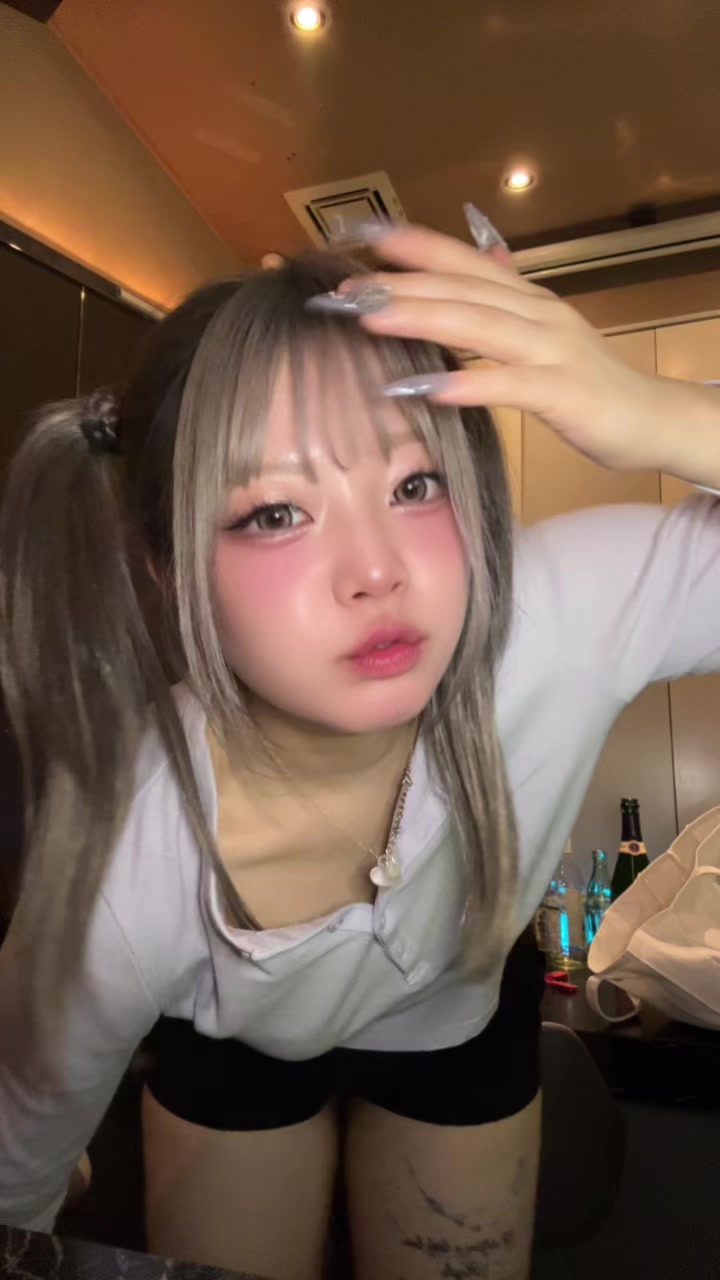 @Hina