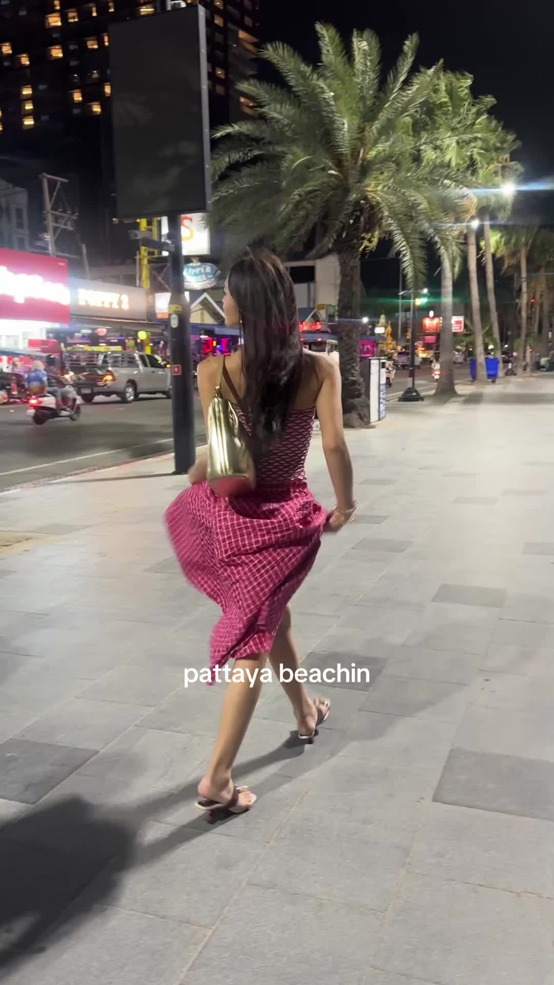 @laurensanz_