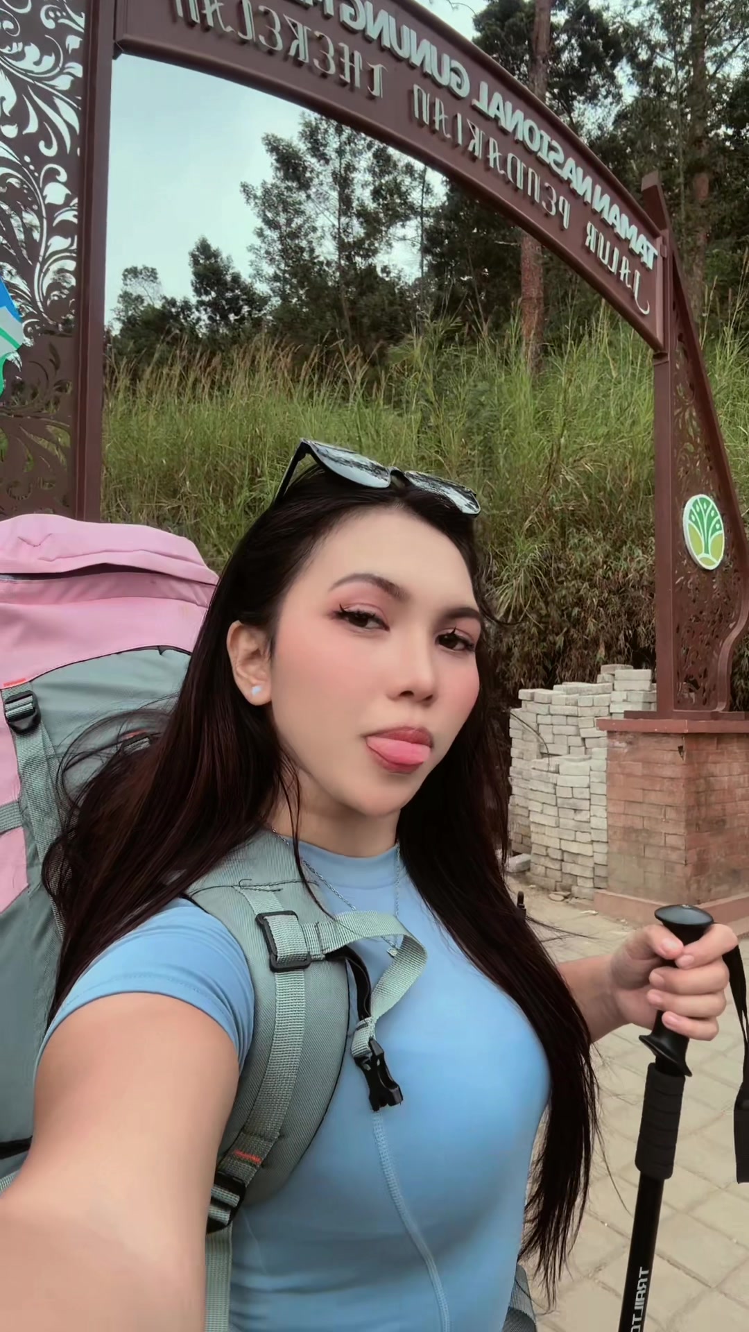 @aleá.
