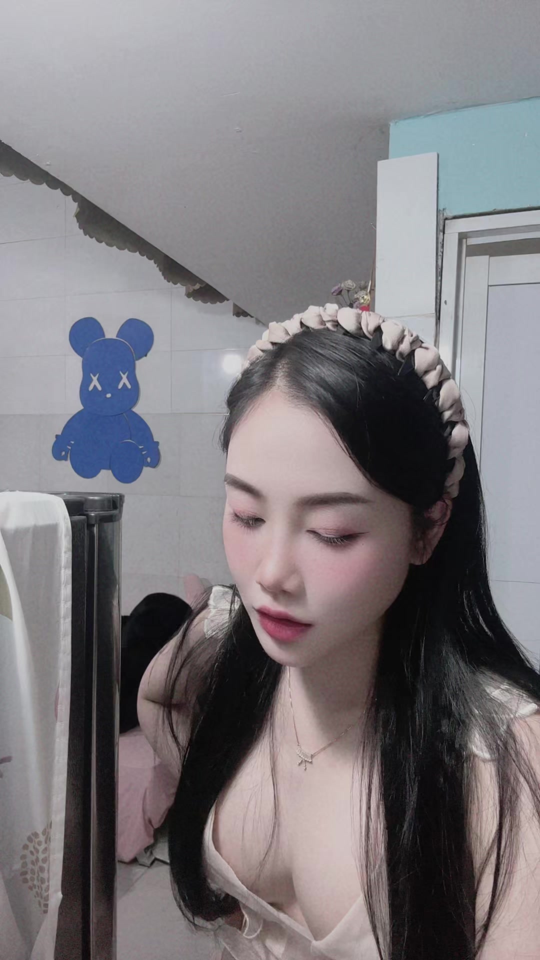 @Yana Mai  🐉