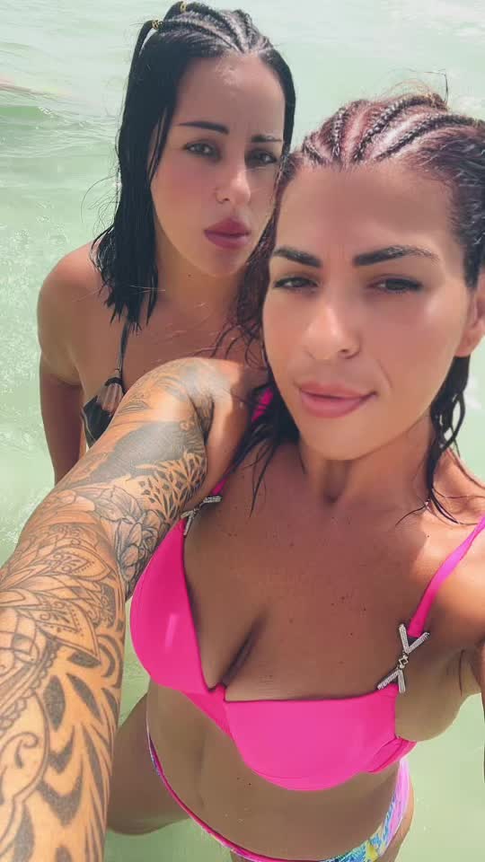 @Angela Correro