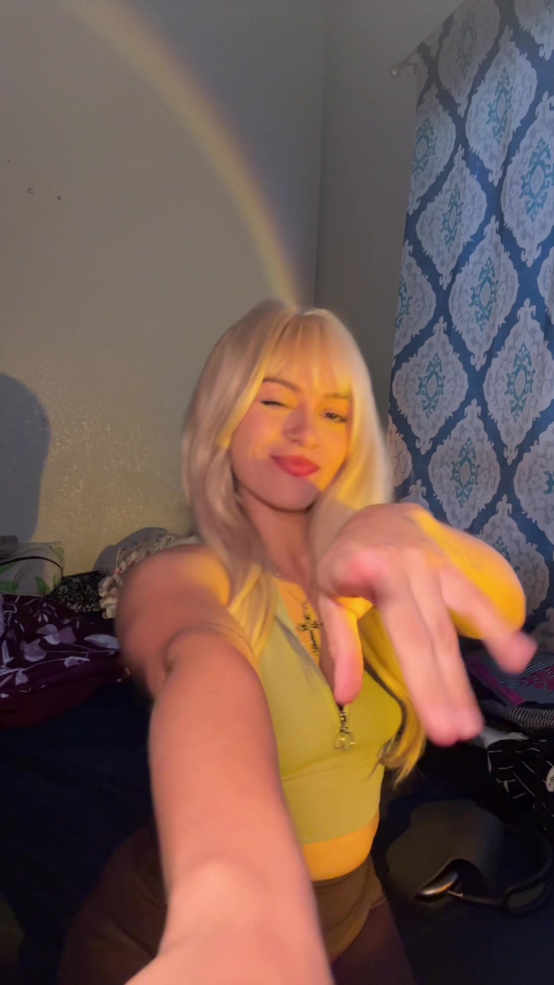 @Ytza