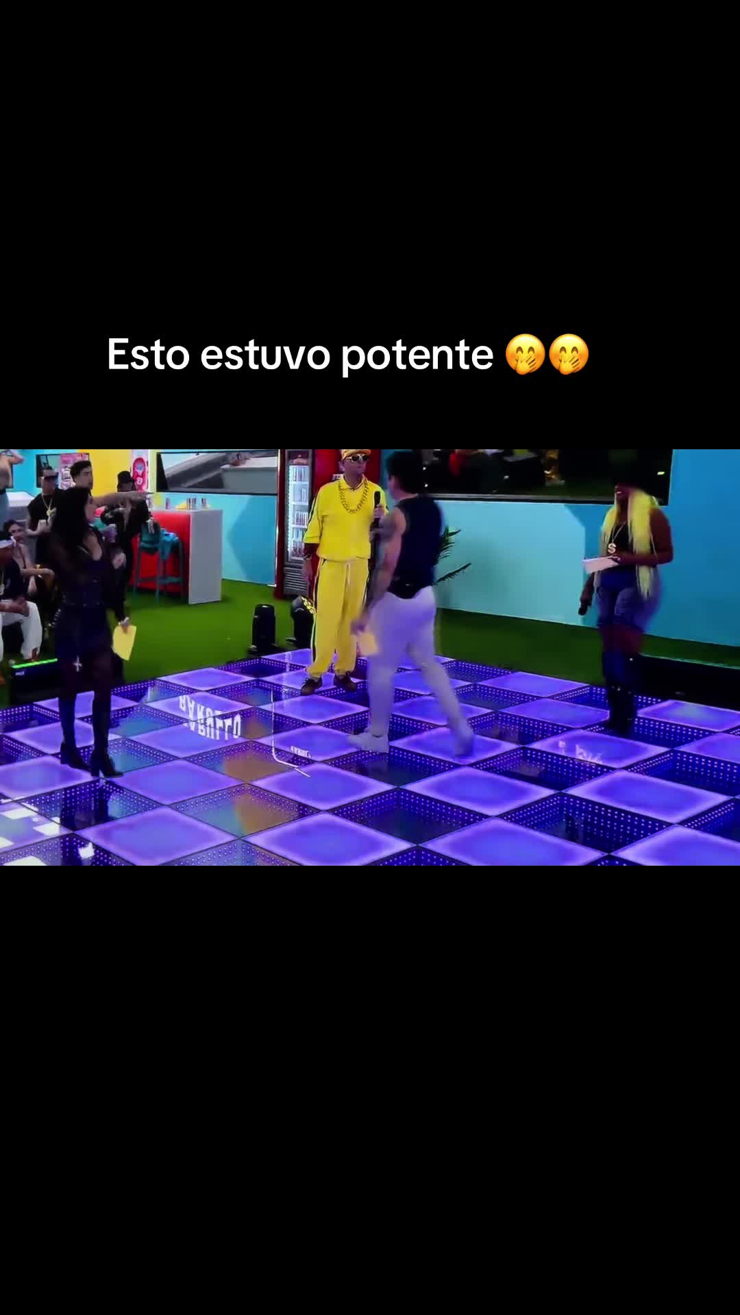 @Mely❤️🩹🖤