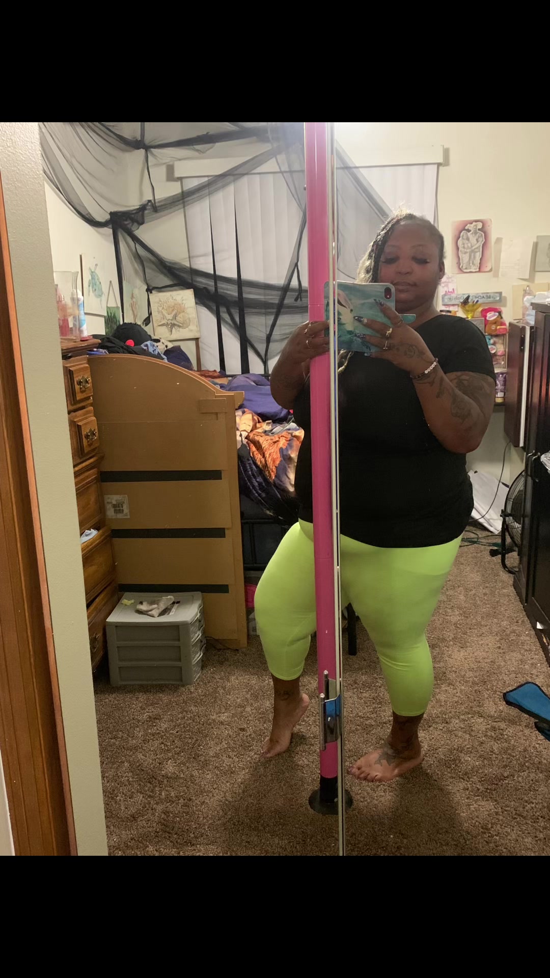 @JUICYYYTOYA