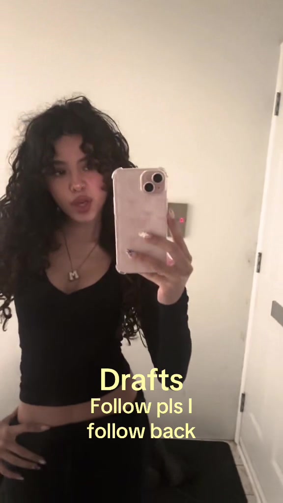 @its_mia985