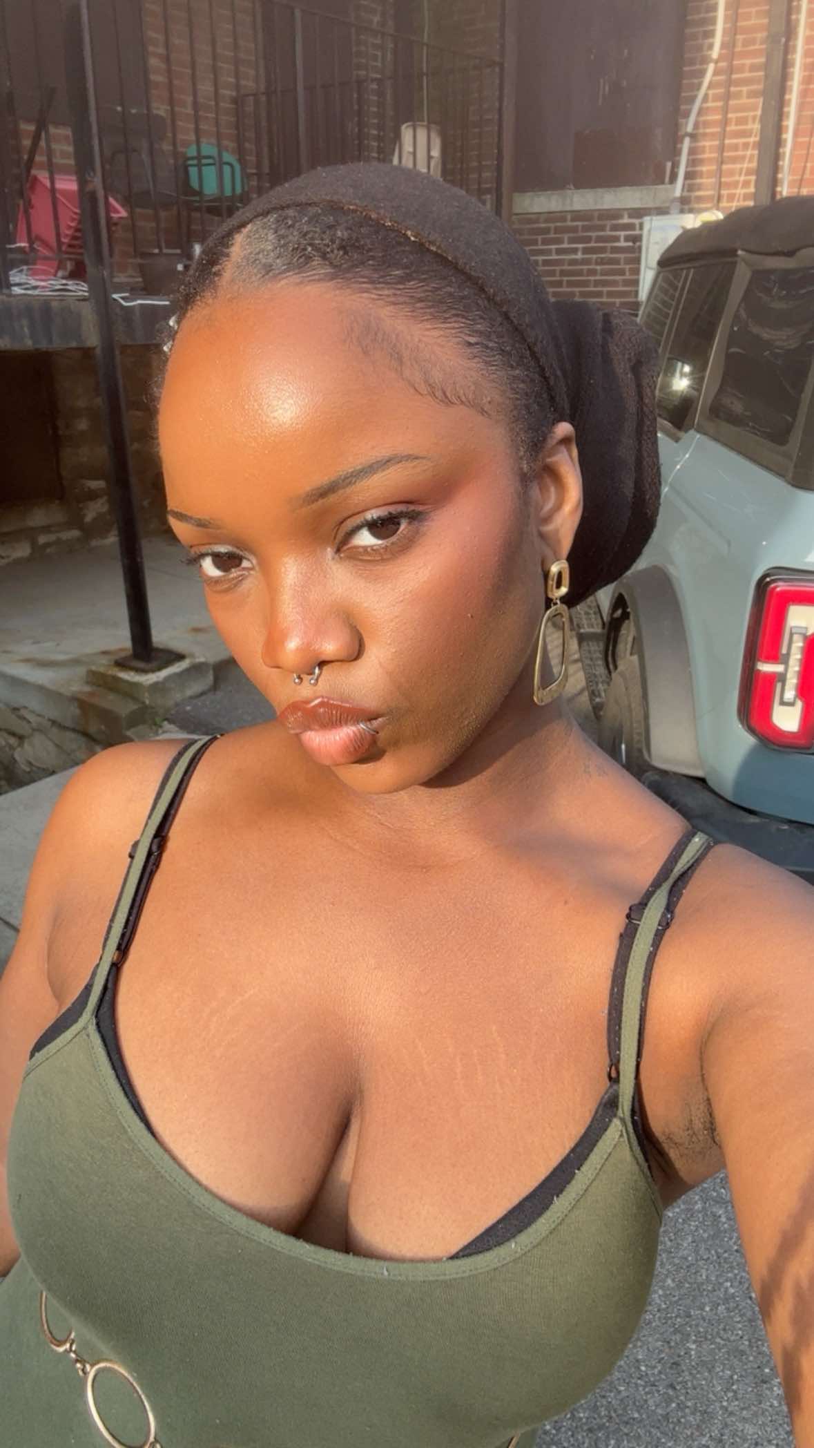 @starbunzy