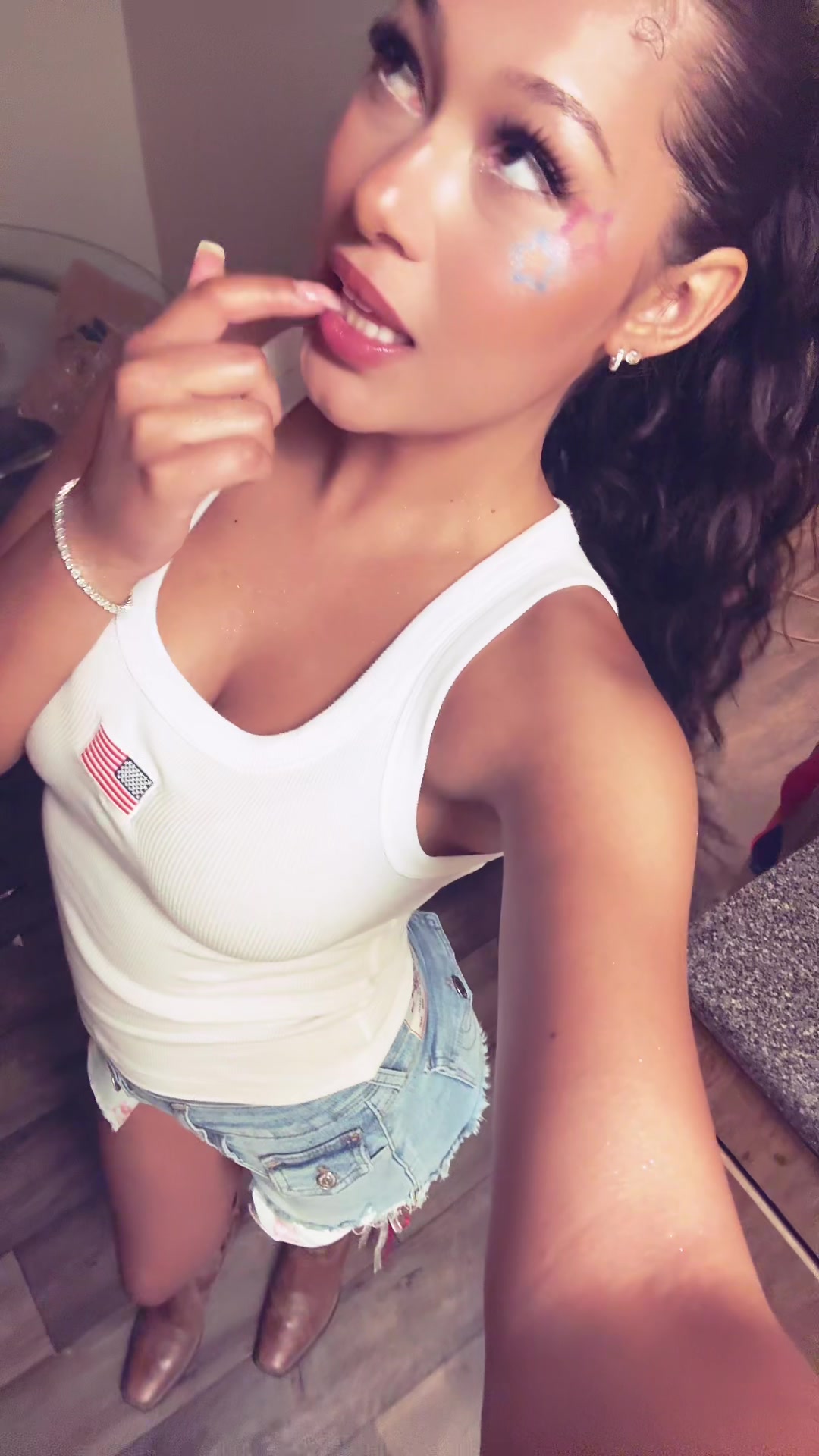 @mimi_evans