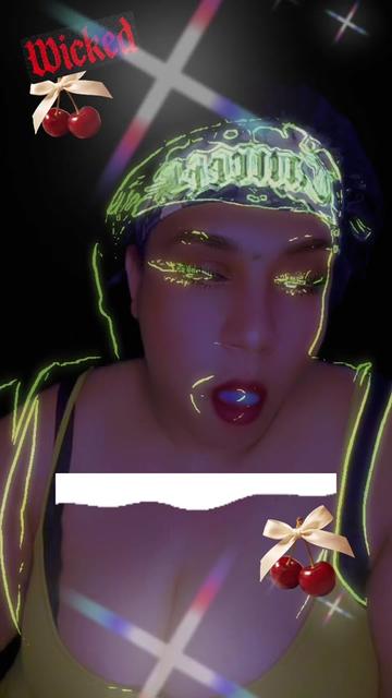 @๐ฉ๐Queen๐Madam♦๏ธ187
