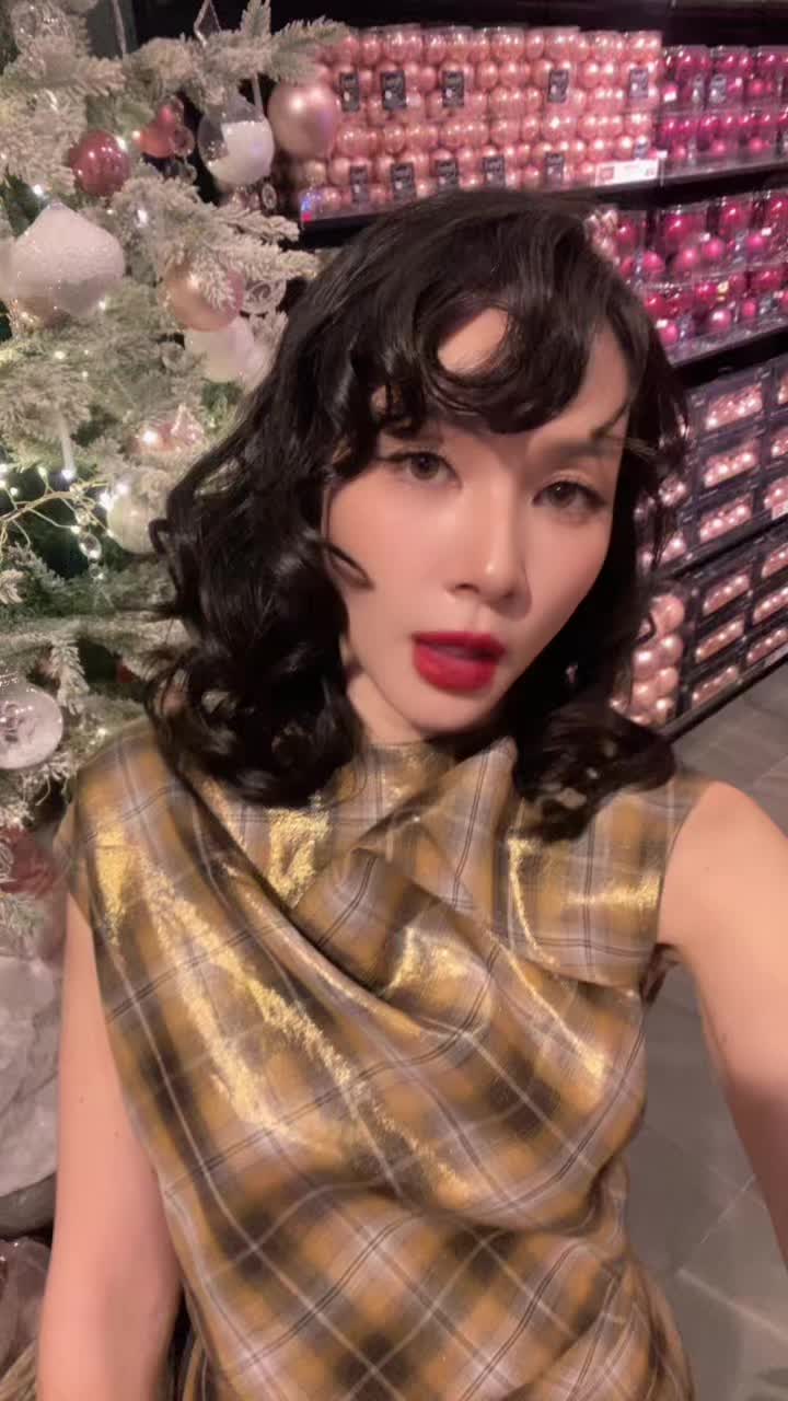 @Khunfour