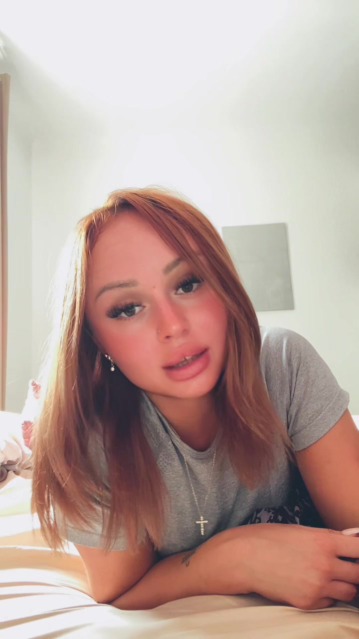 @Anschaa