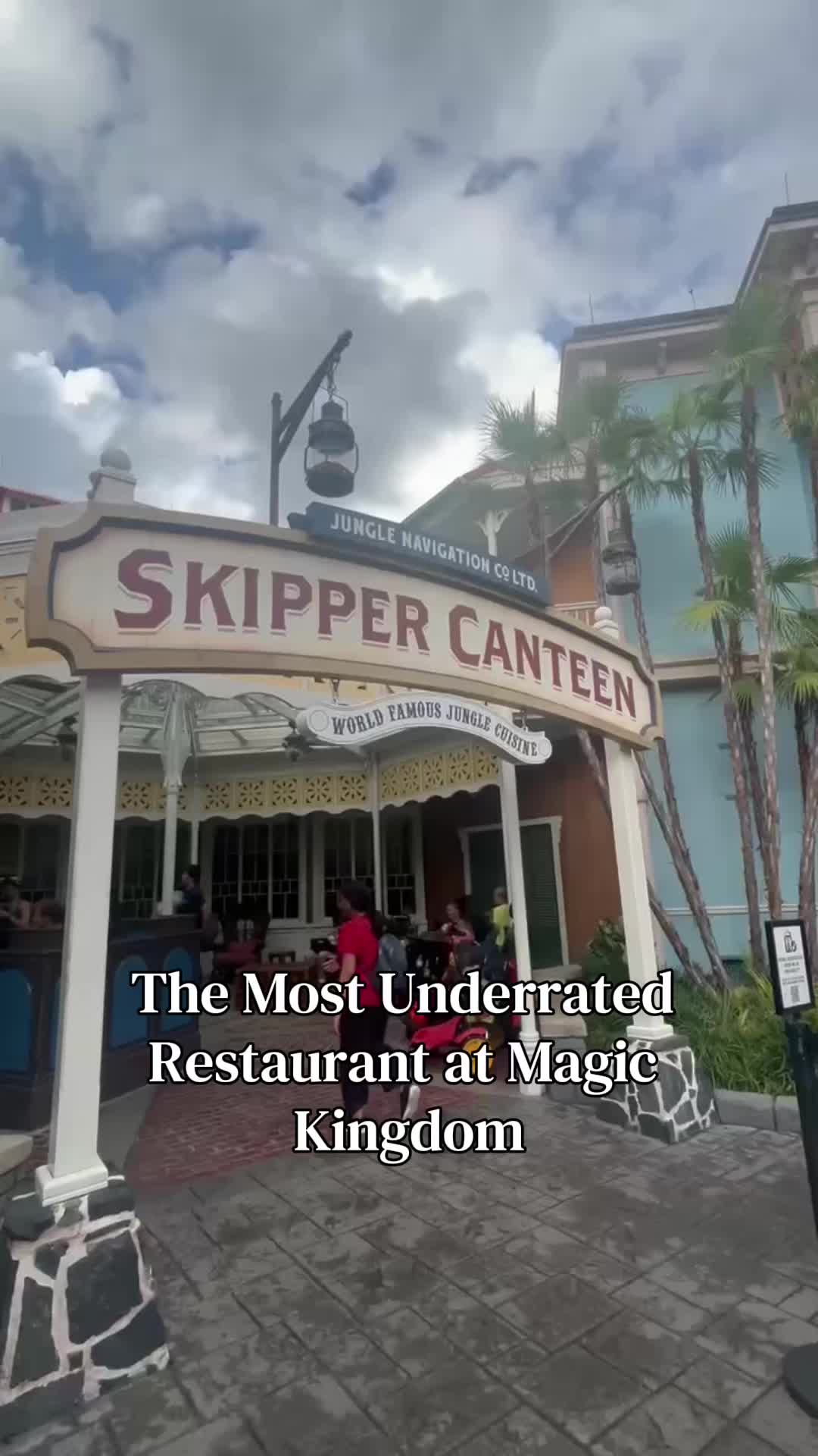 @smalltowndisneygirl