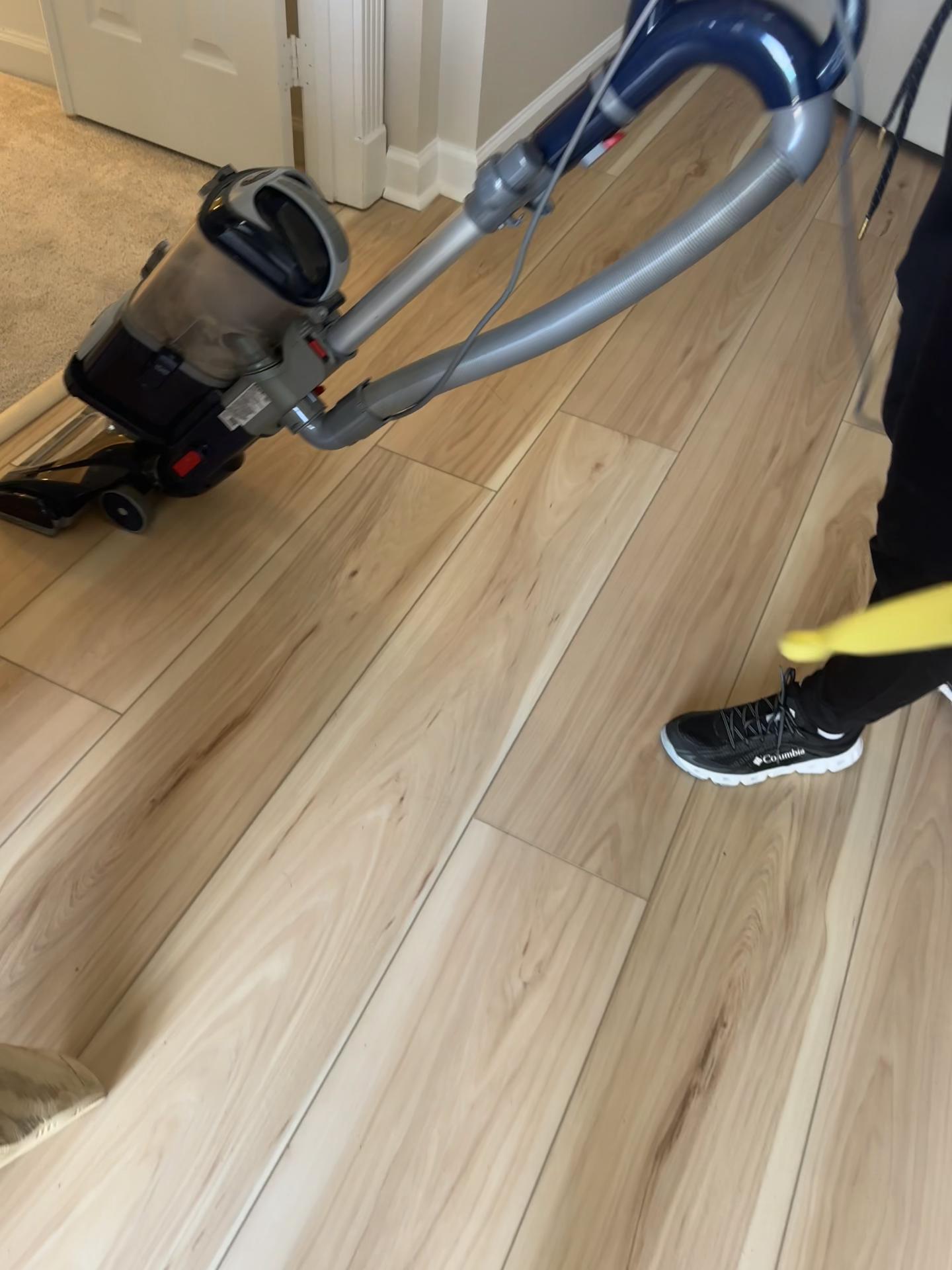 @Isavella&rsquo;s cleaning service 💪
