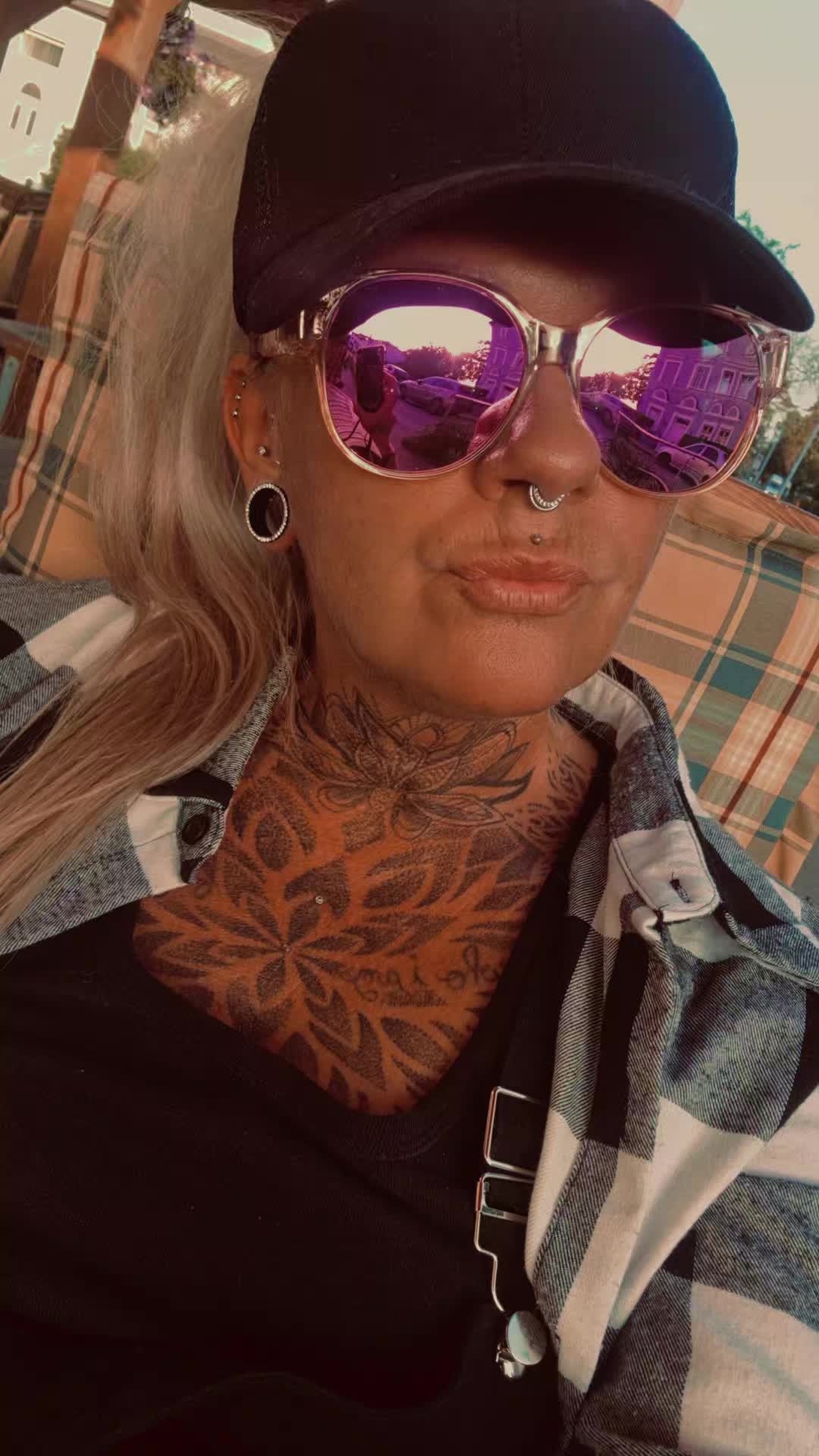 @AJ81