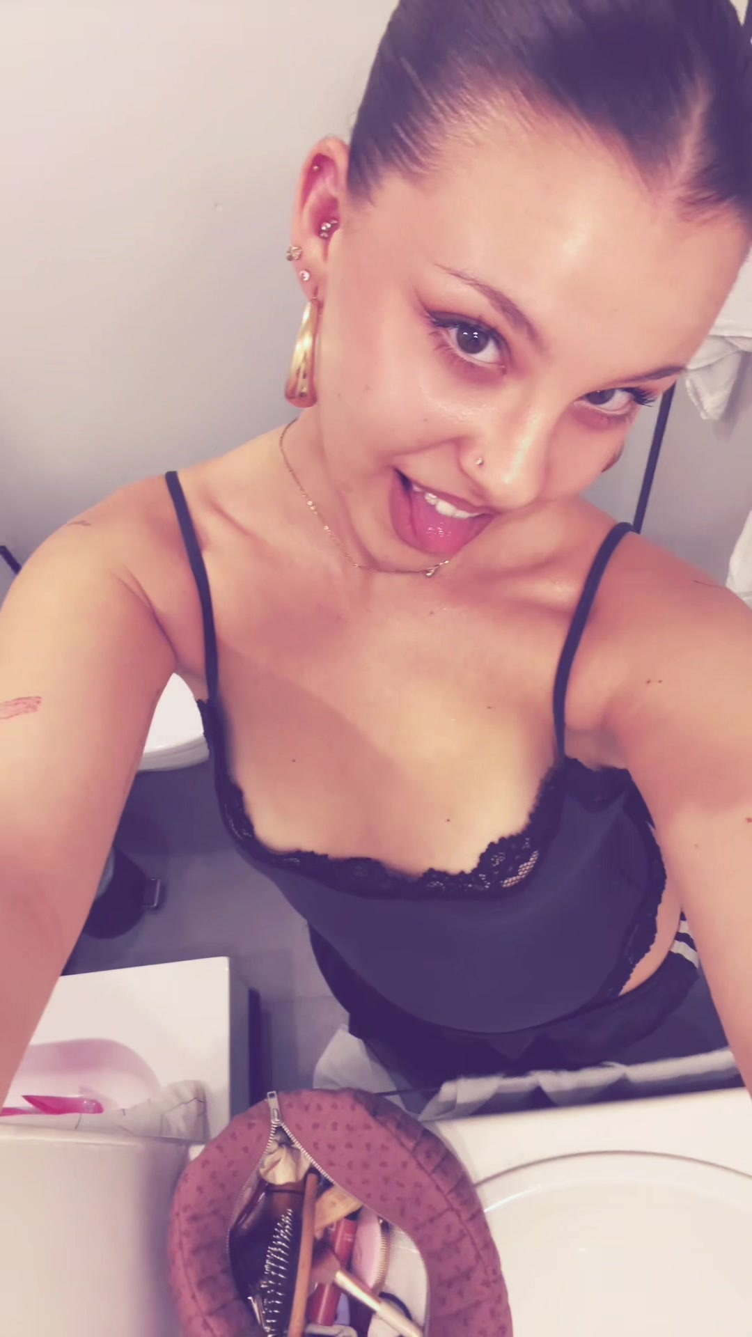 @rebeccaknaub